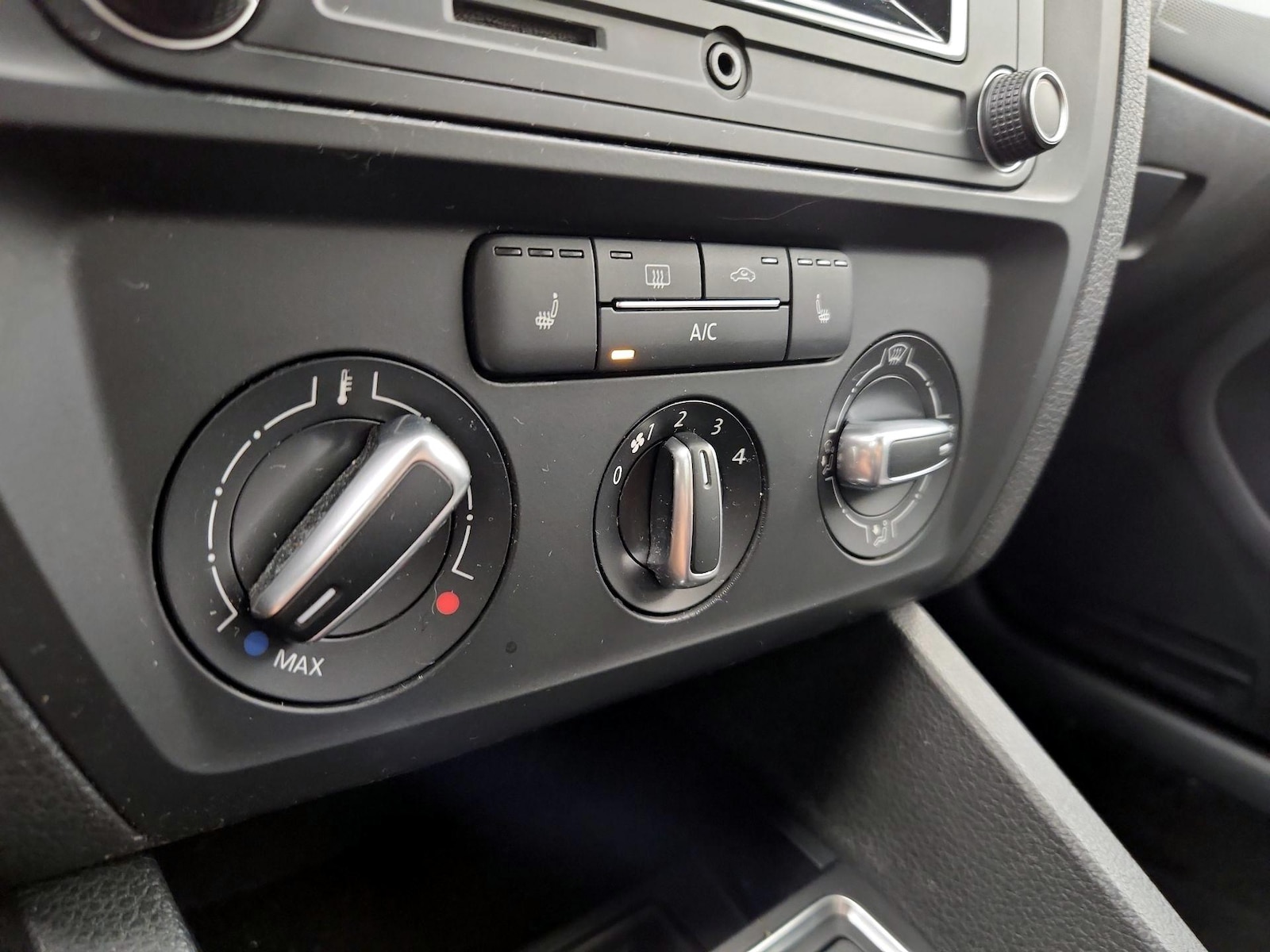 2017 Volkswagen Jetta S - Photo 17