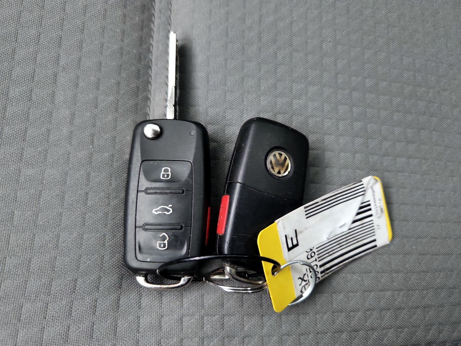 2017 Volkswagen Jetta S - Photo 23