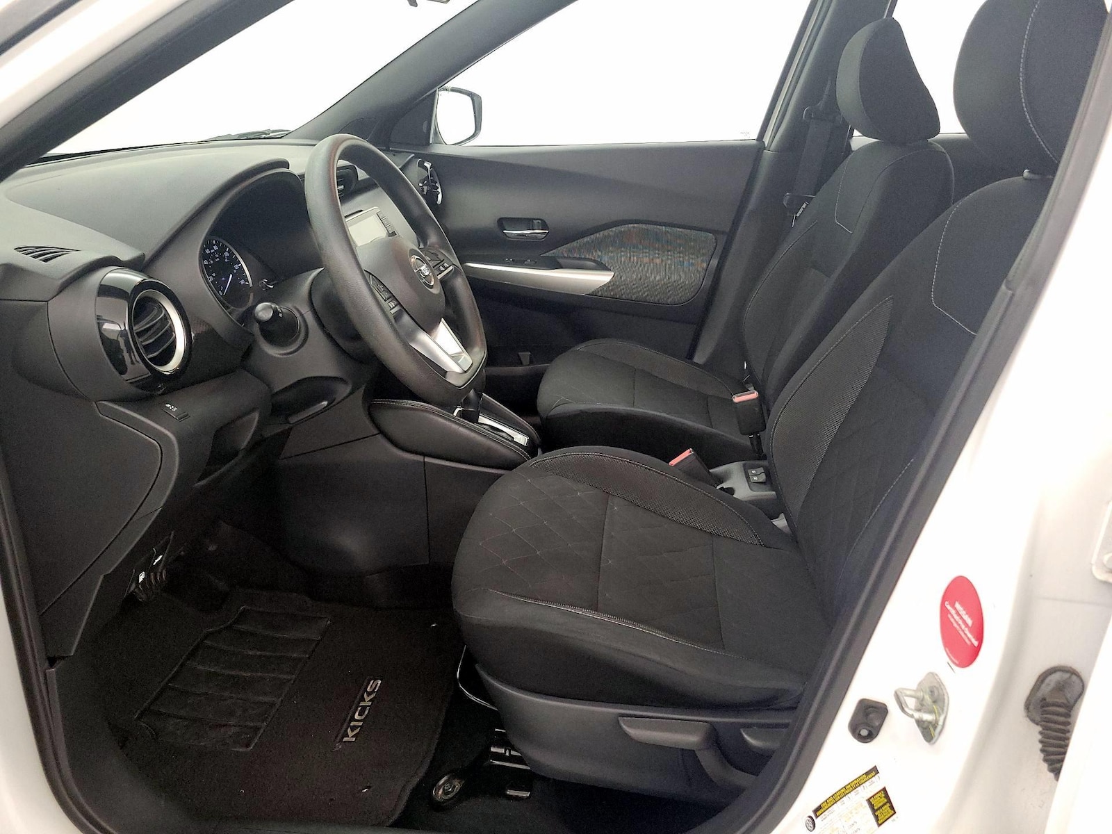 2018 Nissan Kicks SV - Photo 12
