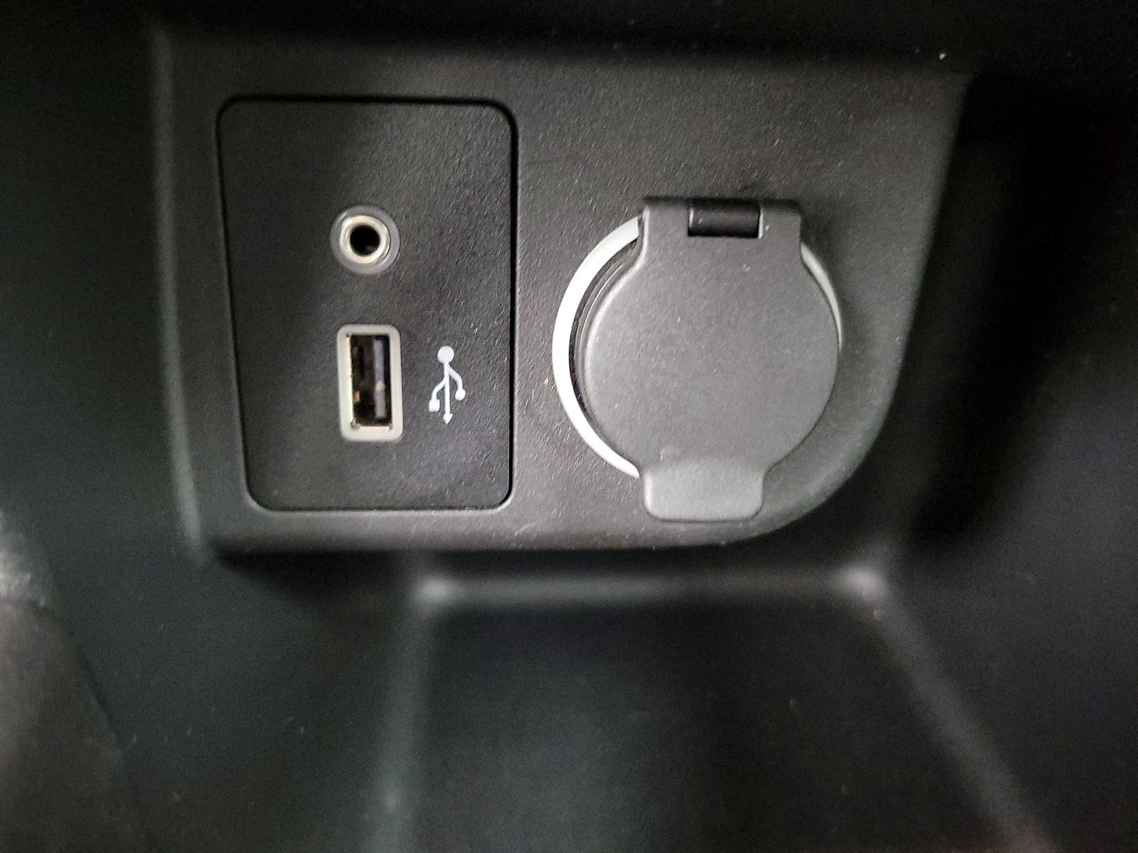 2018 Nissan Kicks SV - Photo 19