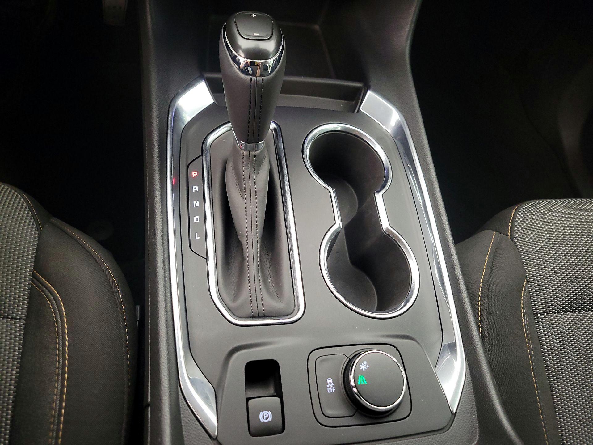 Thumbnail: 2019 Chevrolet Traverse - 17