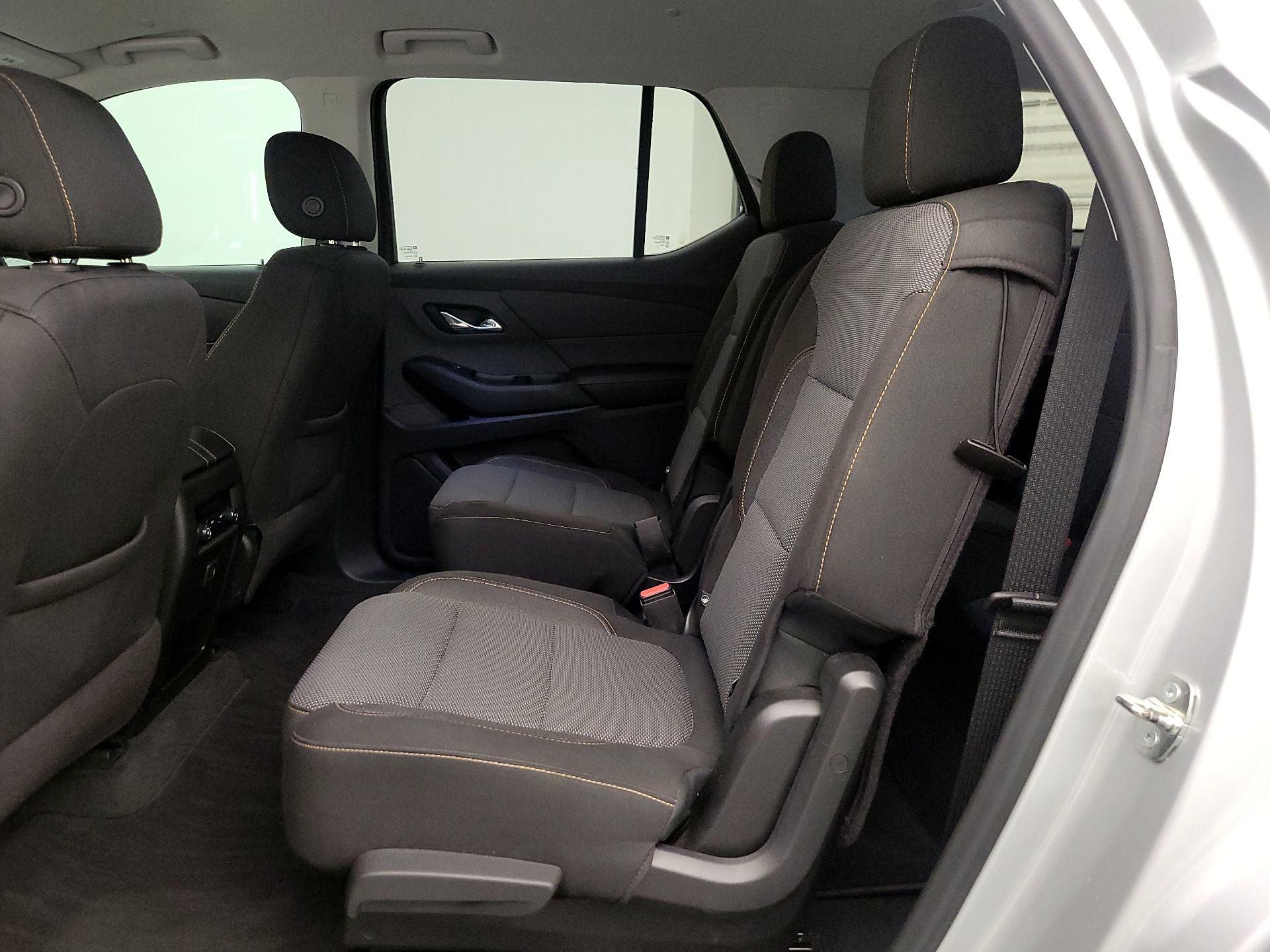 Thumbnail: 2019 Chevrolet Traverse - 19