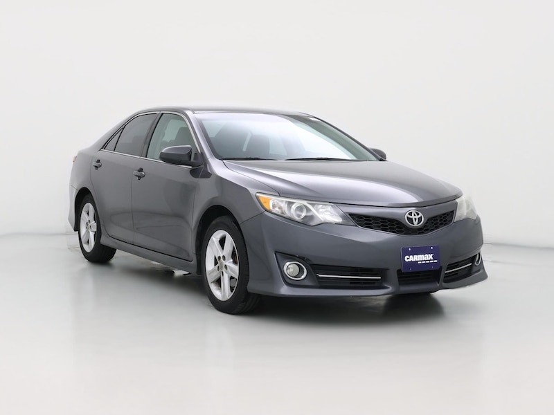 2014 Toyota Camry SE -
                  Portland, OR