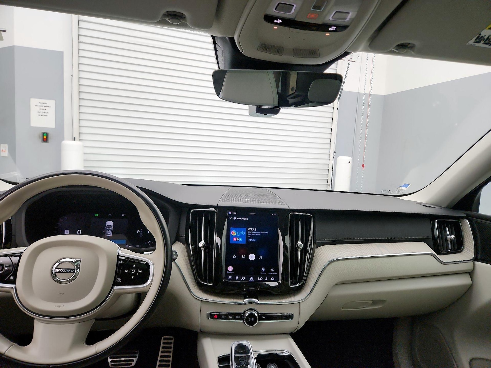 2022 Volvo XC60 Inscription - Photo 10