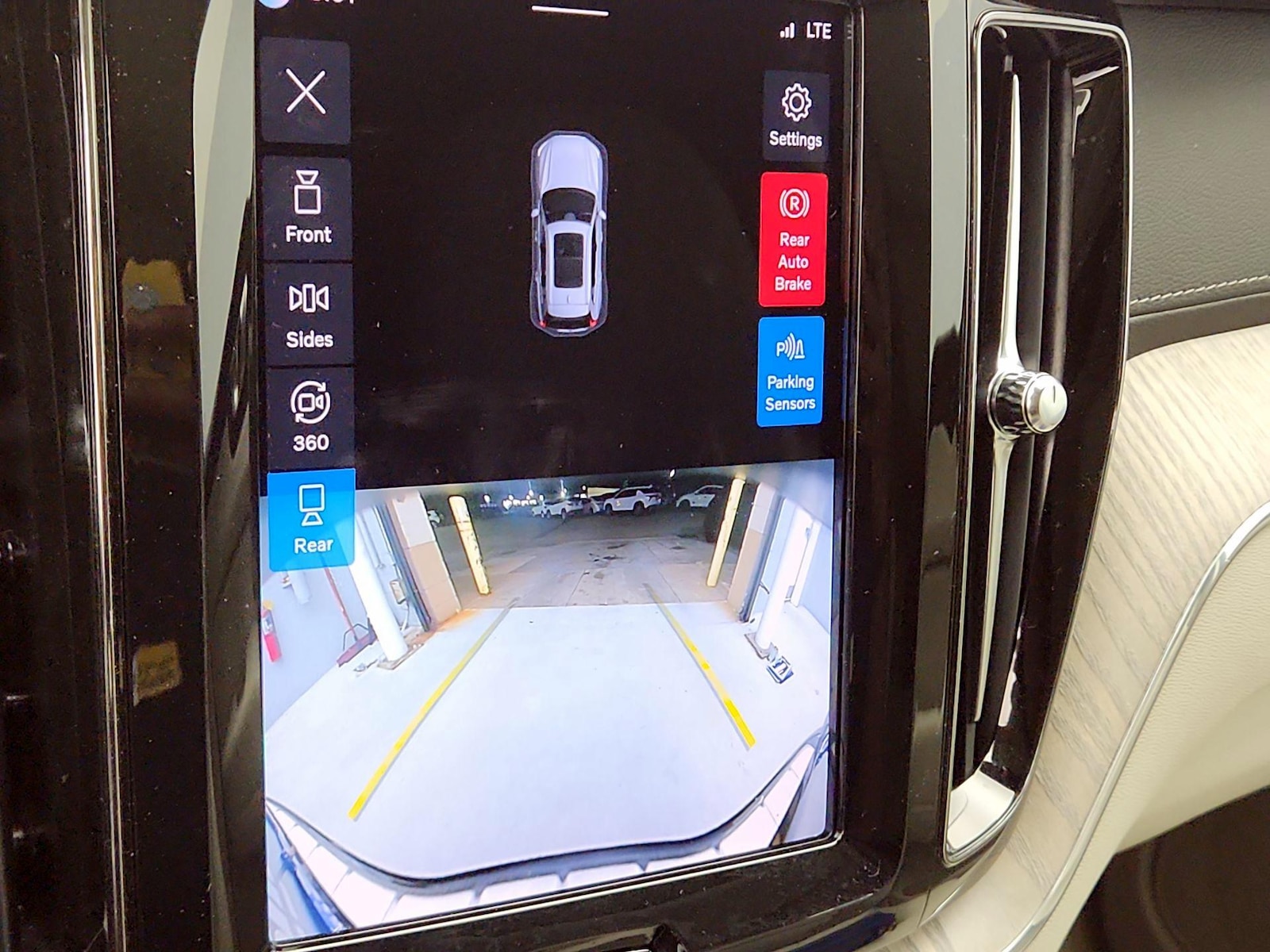 2022 Volvo XC60 Inscription - Photo 15