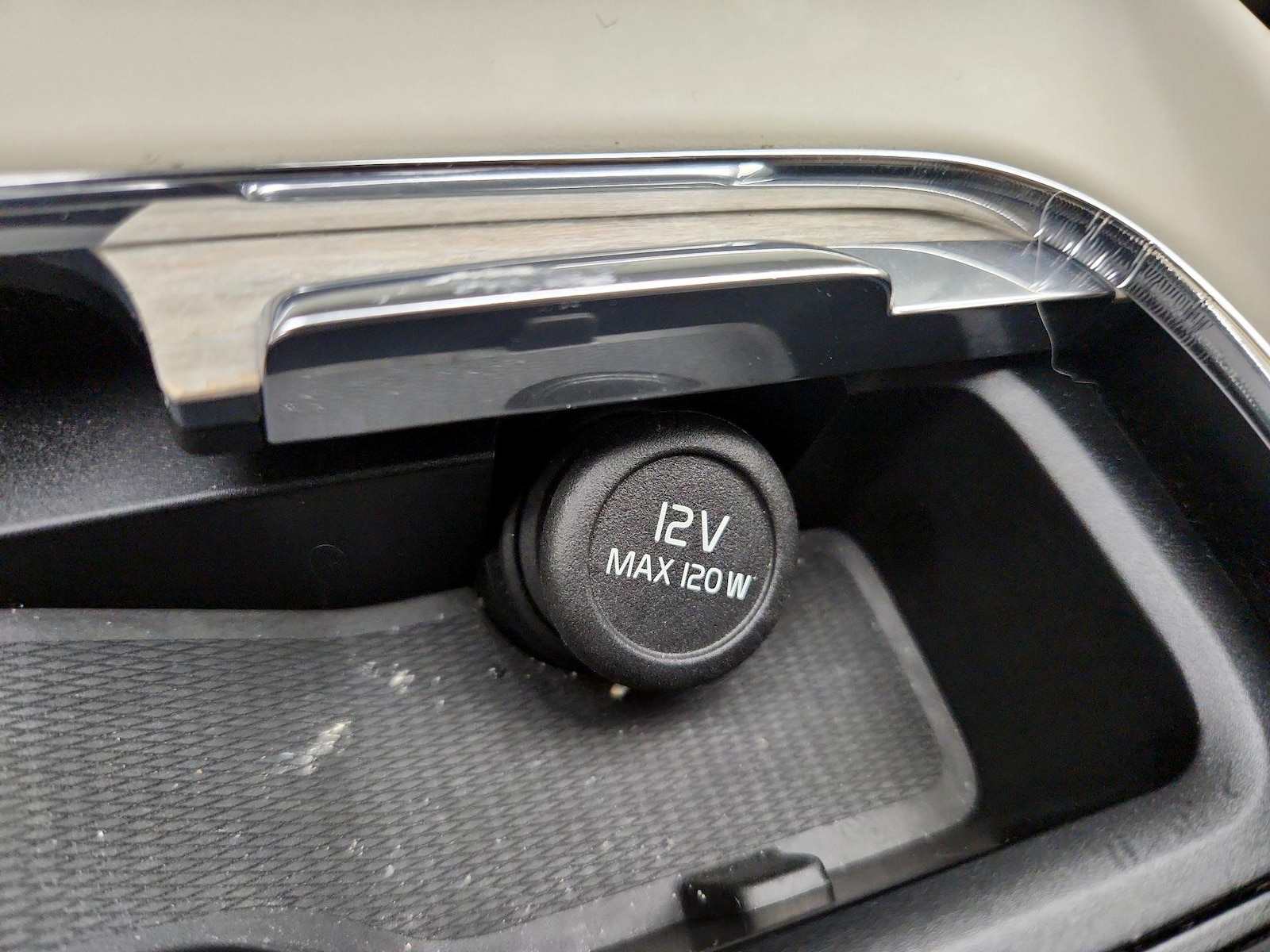 2022 Volvo XC60 Inscription - Photo 19