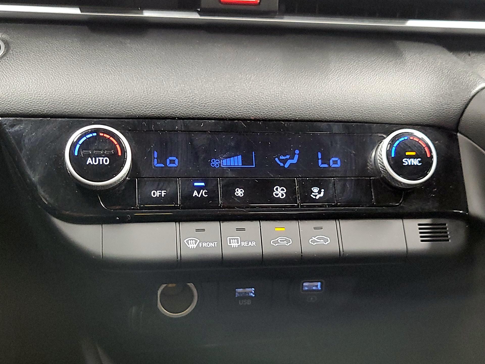 Thumbnail: 2021 Hyundai Elantra - 16