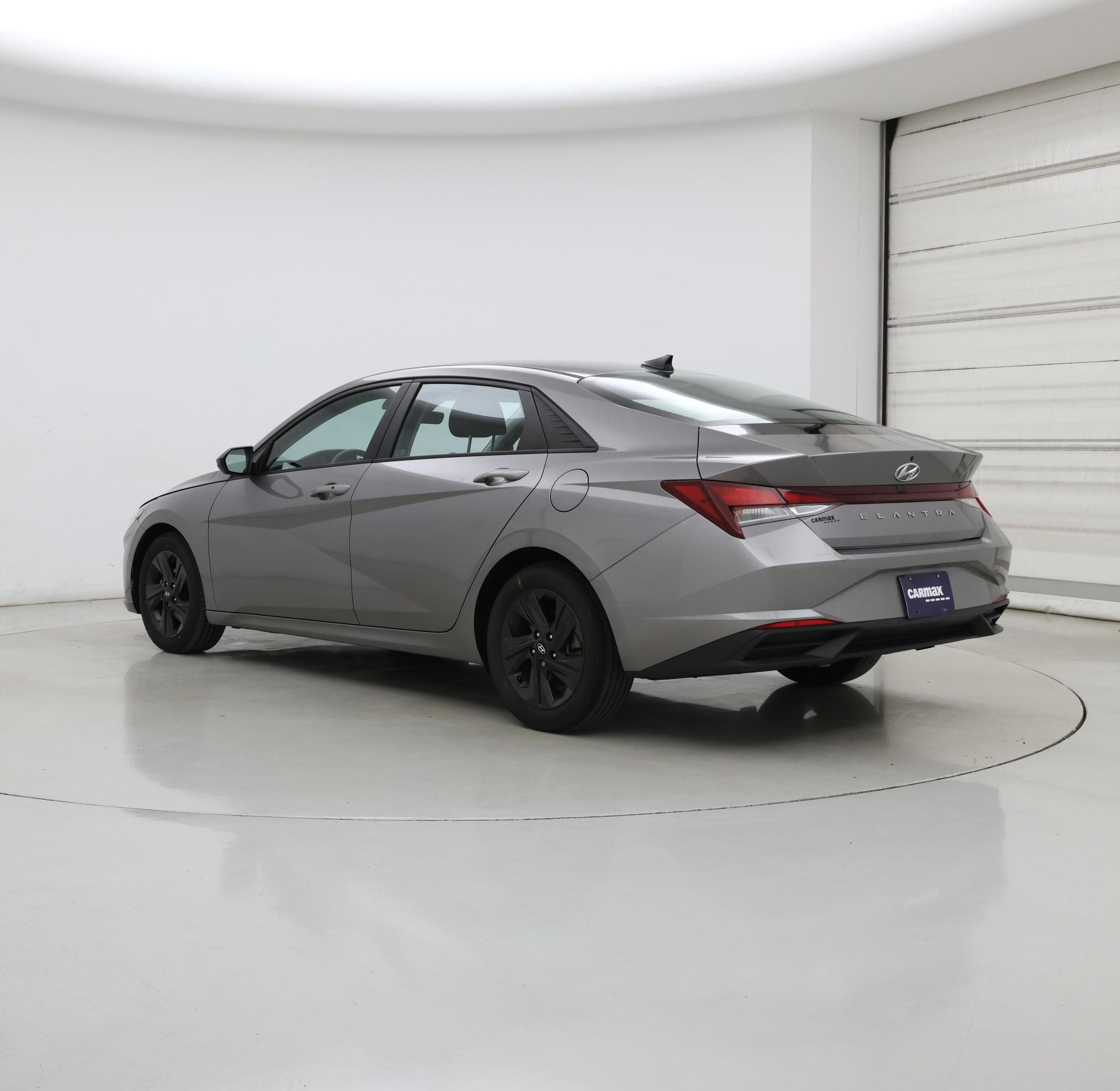 Thumbnail: 2021 Hyundai Elantra - 2