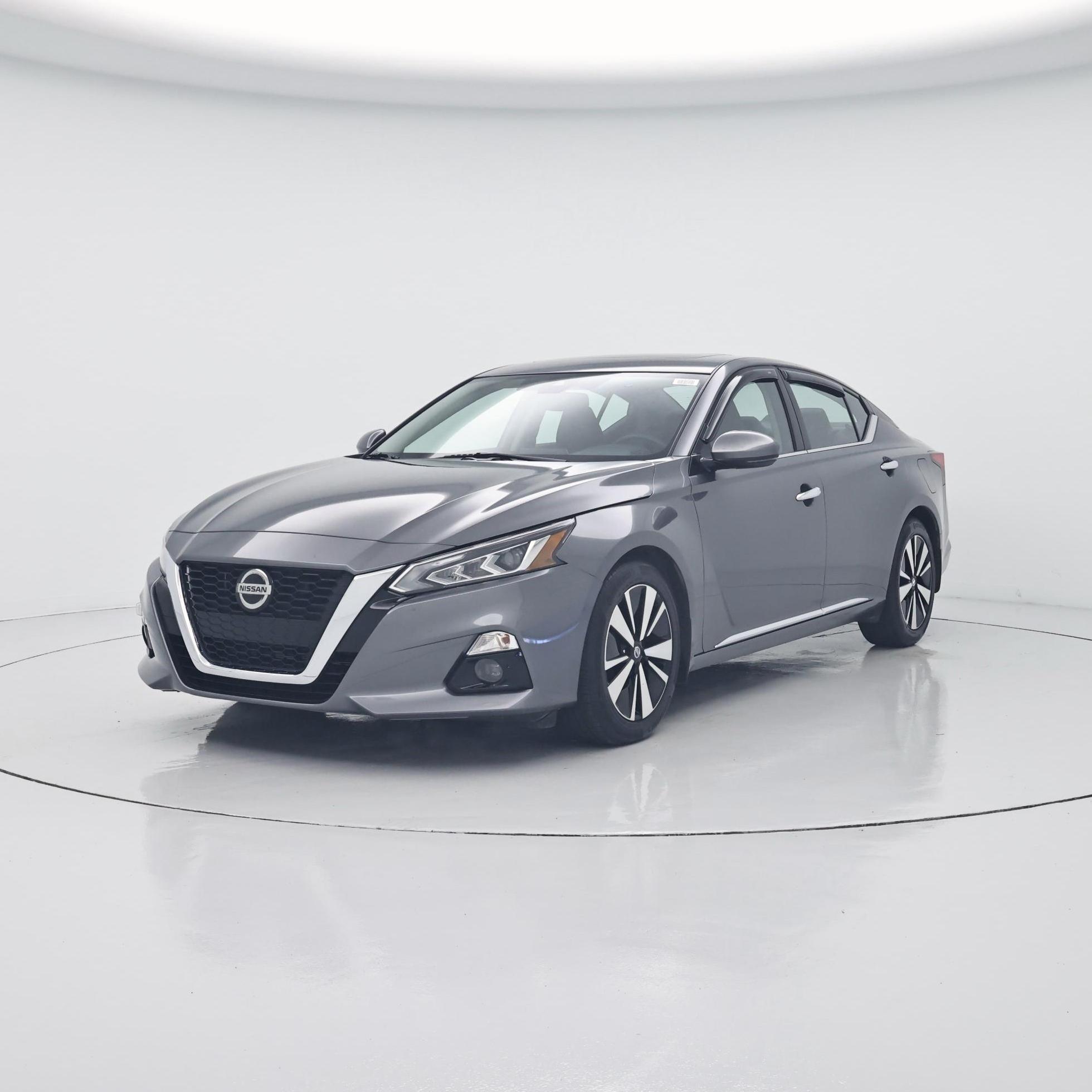 Thumbnail: 2020 Nissan Altima - 4