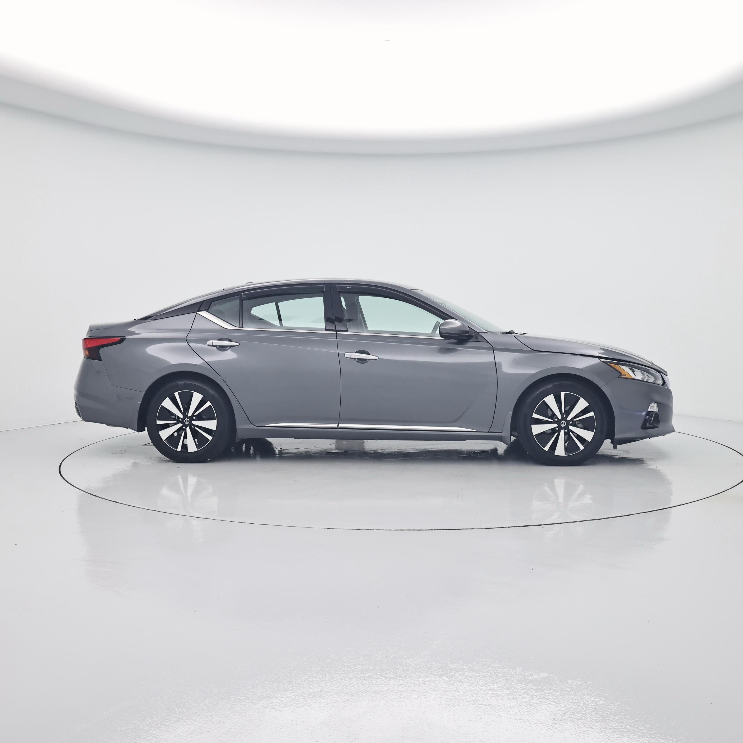 Thumbnail: 2020 Nissan Altima - 7