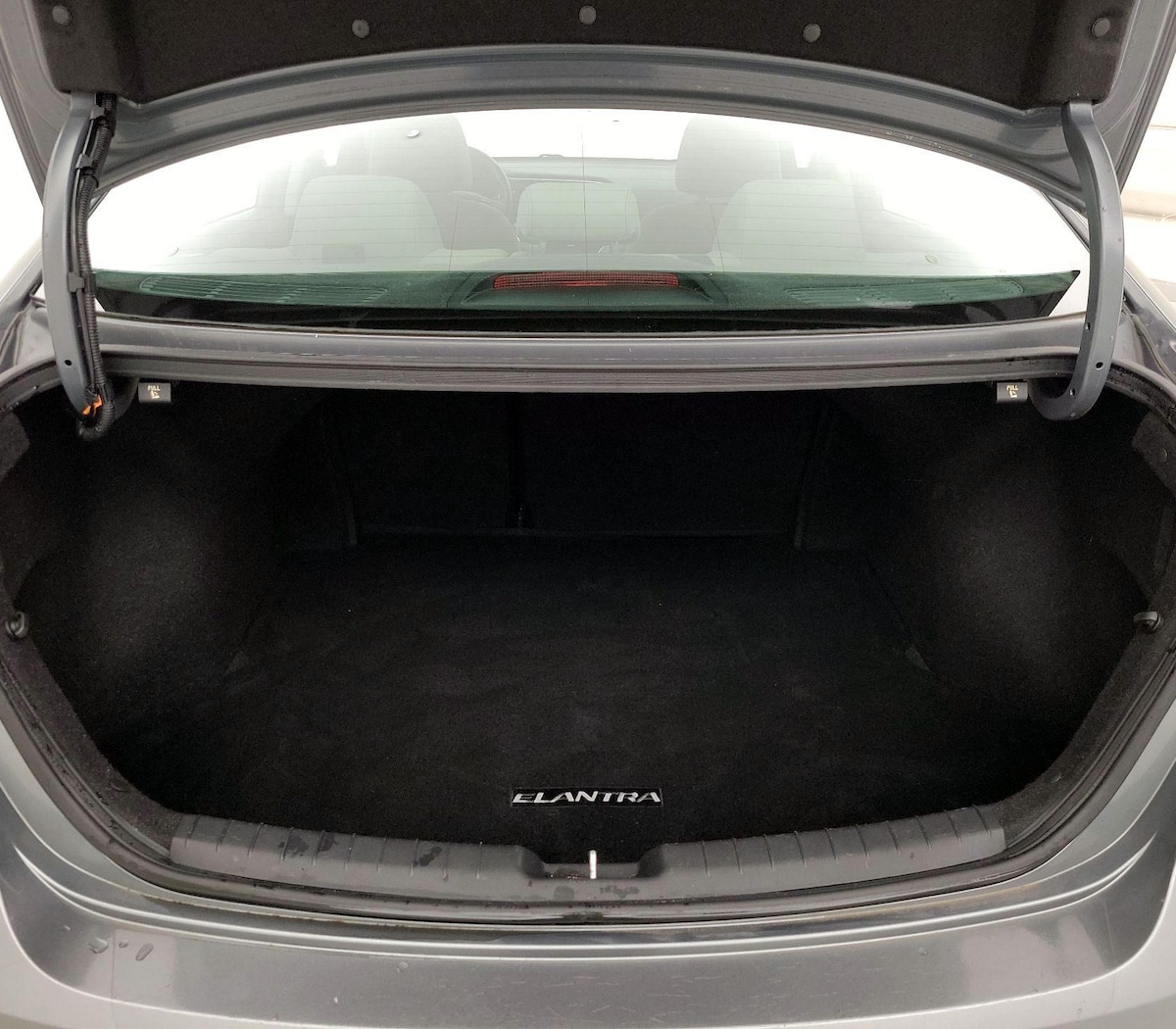 Trunk/Cargo (Seats Up)