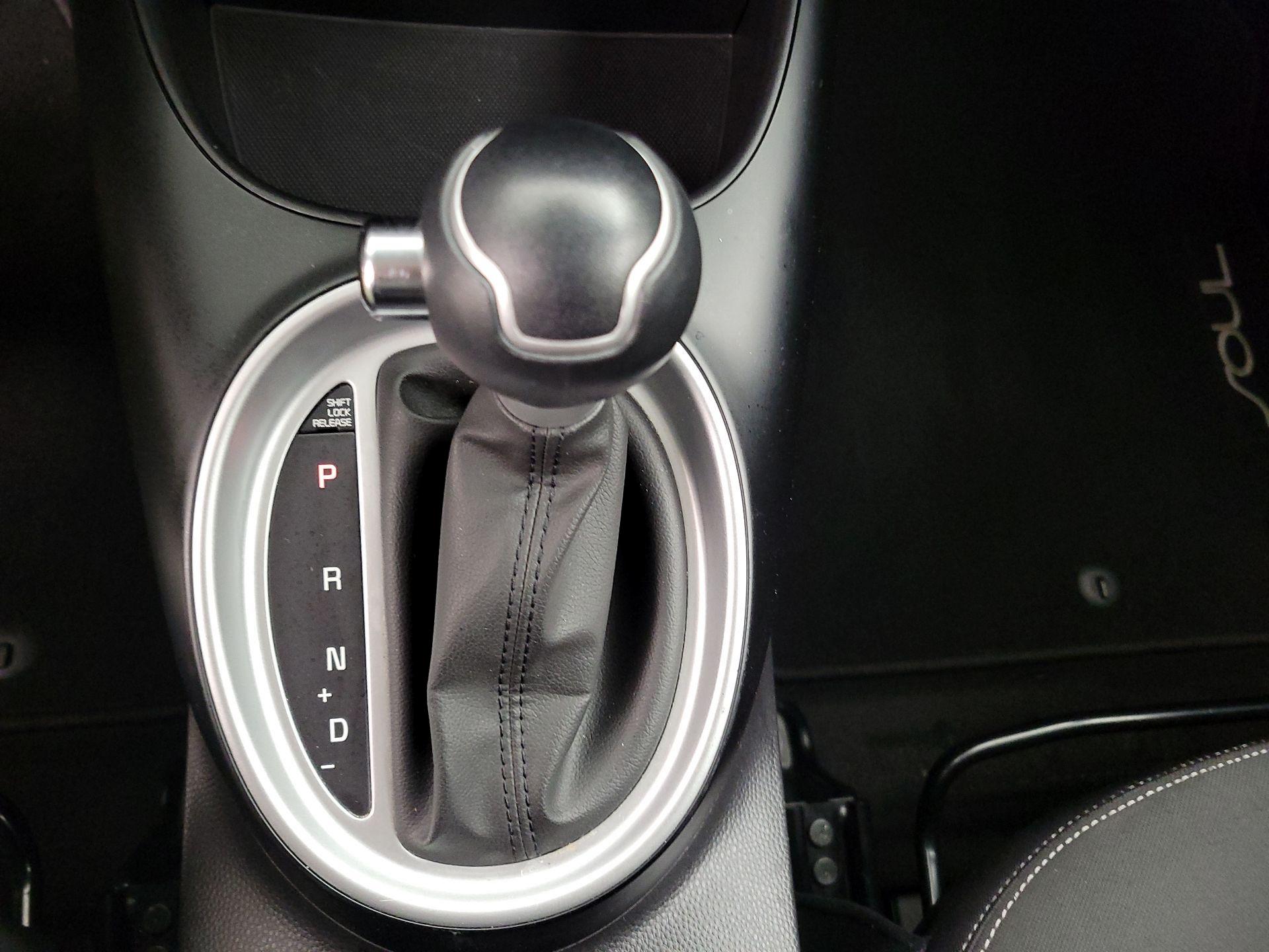 Thumbnail: 2014 Kia Soul - 16