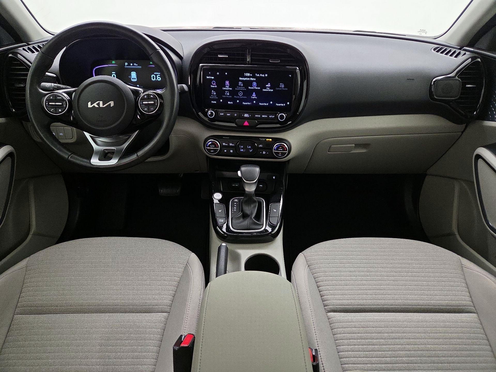 Thumbnail: 2023 Kia Soul - 9