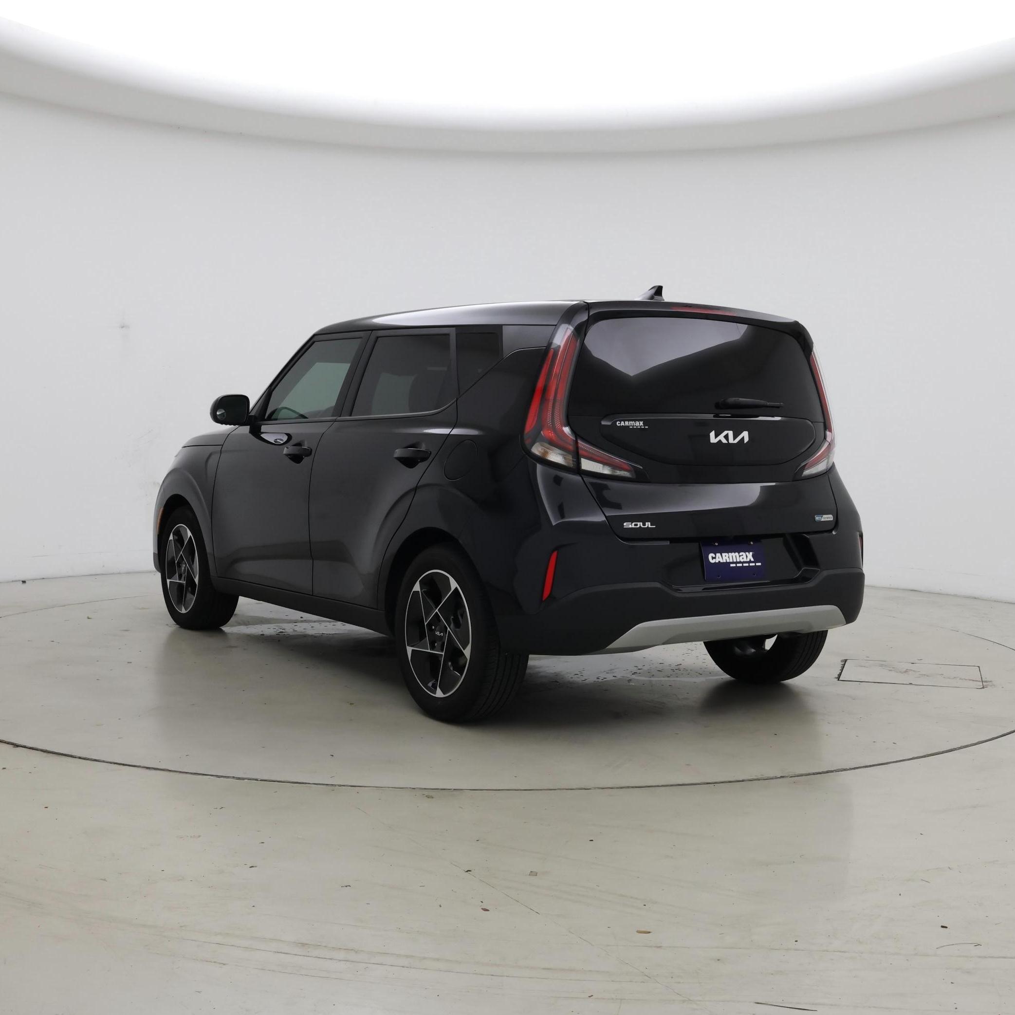 Thumbnail: 2023 Kia Soul - 2
