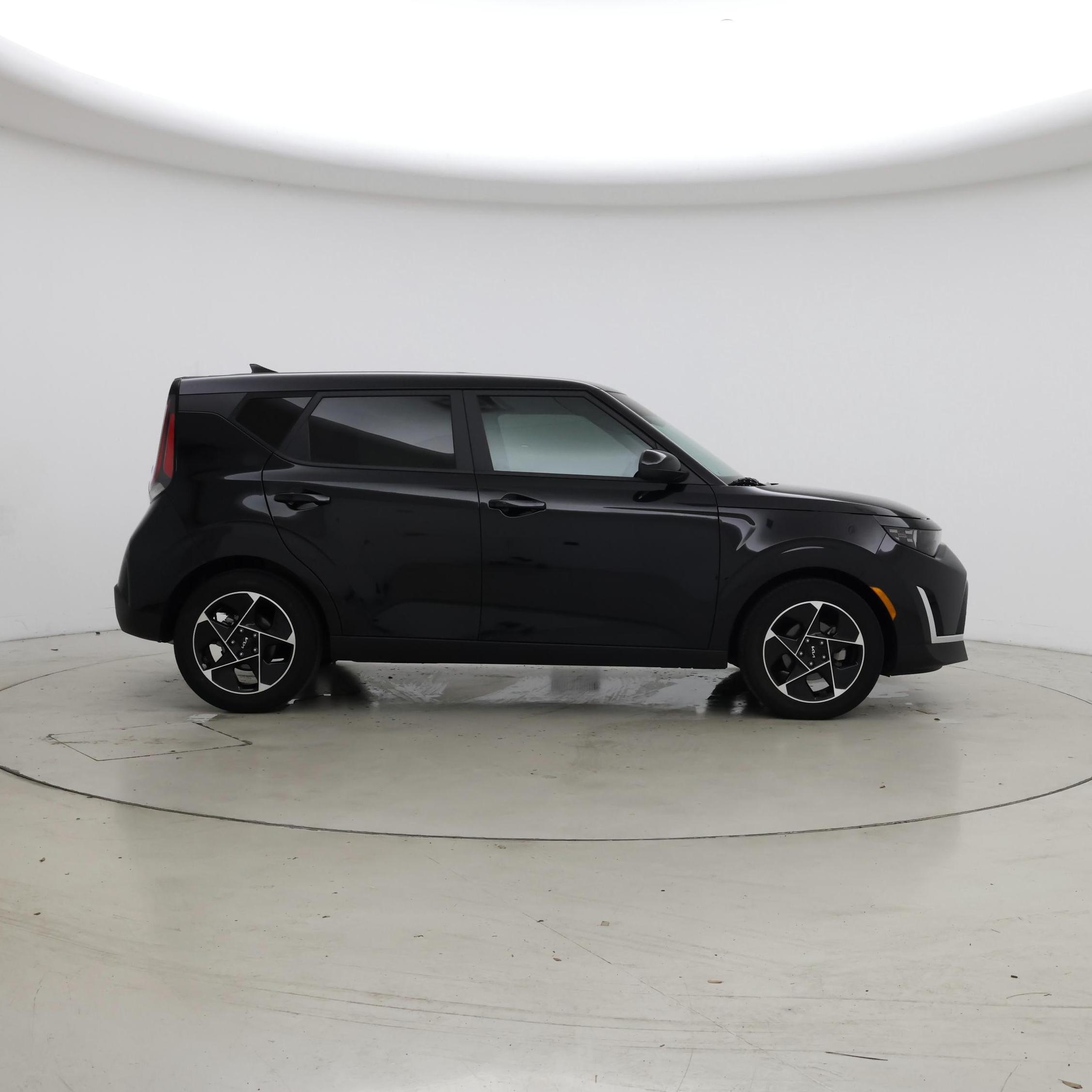 Thumbnail: 2023 Kia Soul - 7