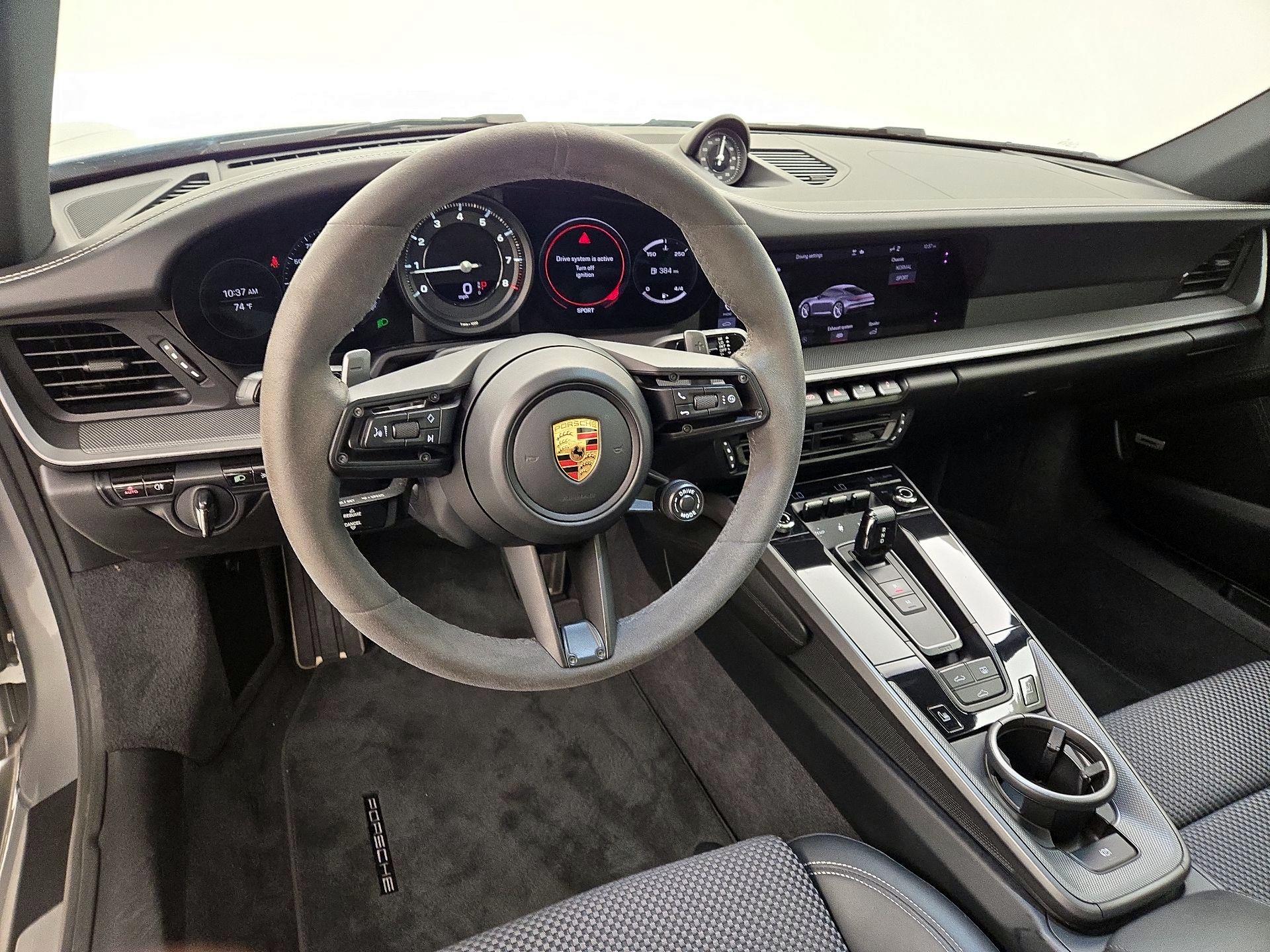 Thumbnail: 2020 Porsche 911 - 9