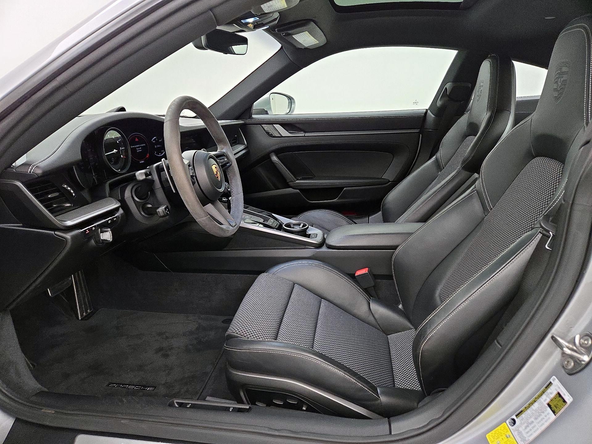Thumbnail: 2020 Porsche 911 - 11