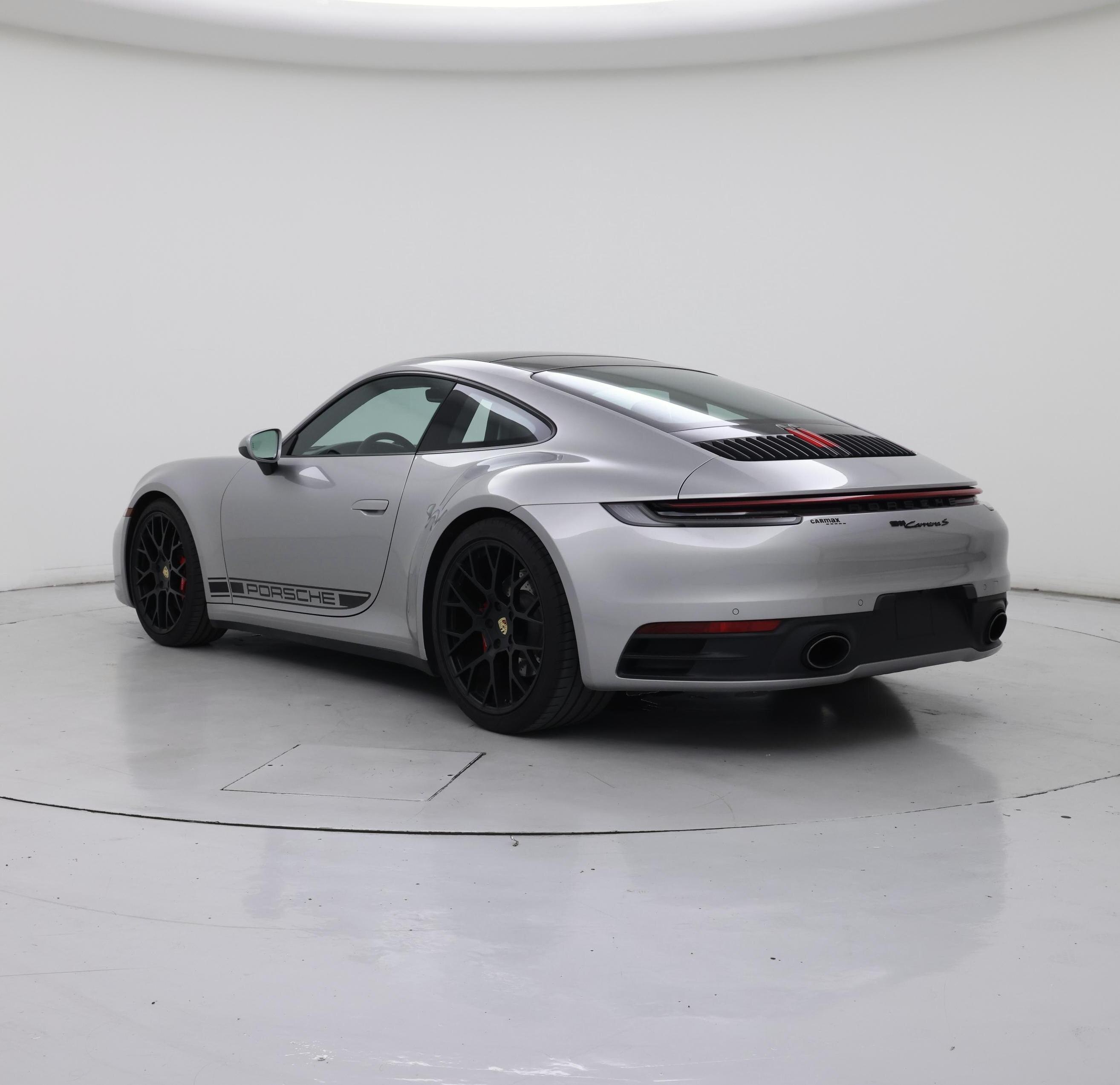 Thumbnail: 2020 Porsche 911 - 2