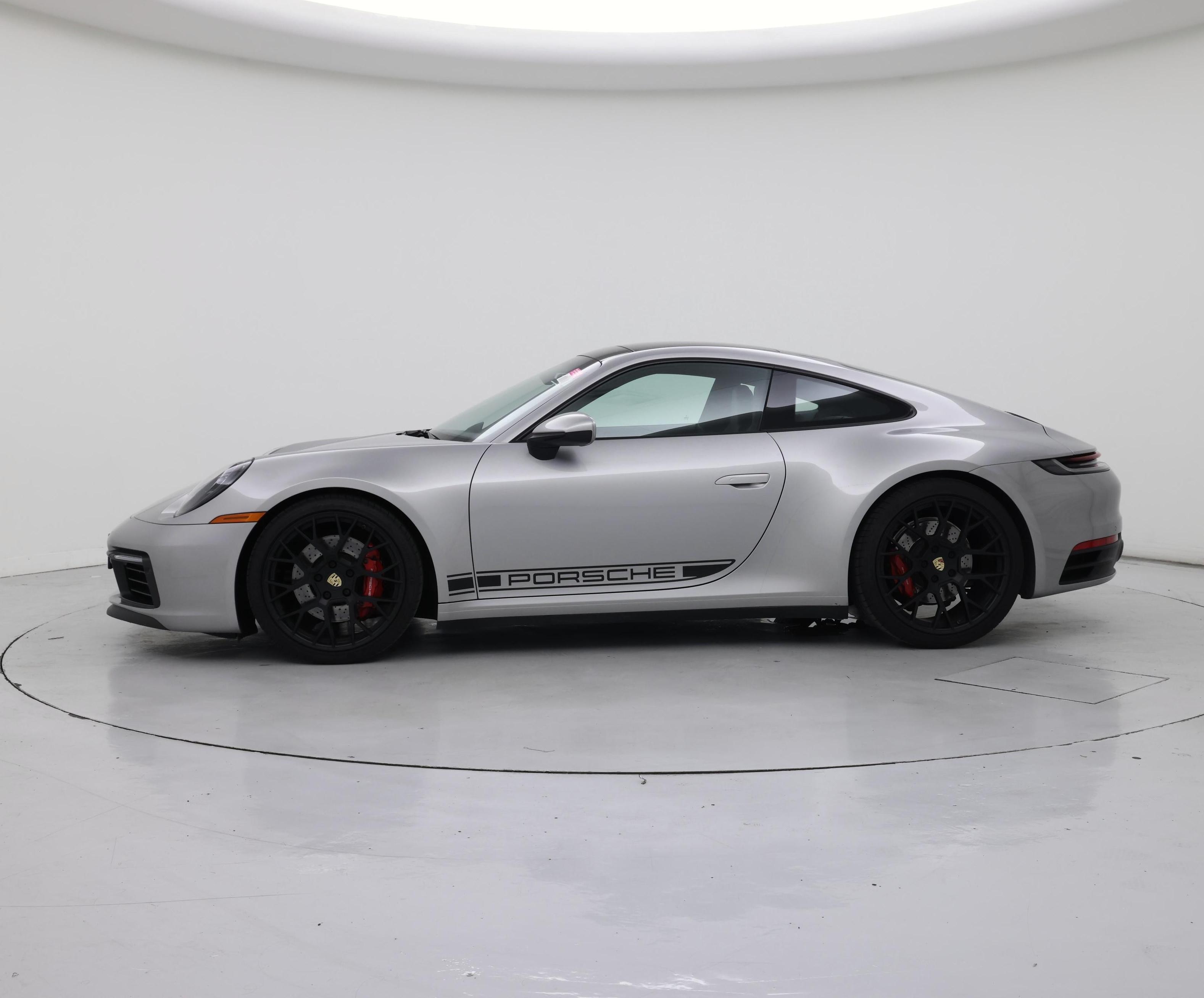 Thumbnail: 2020 Porsche 911 - 3