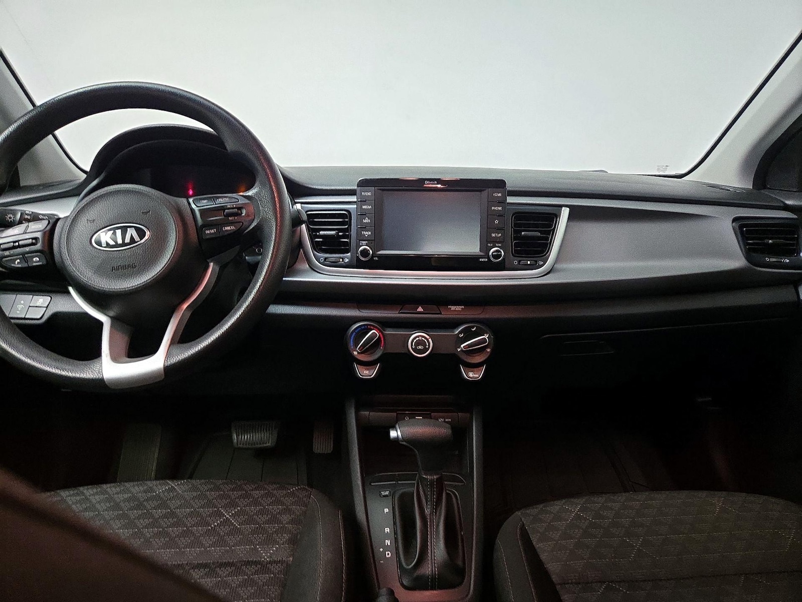 2020 Kia RIO S - Photo 10
