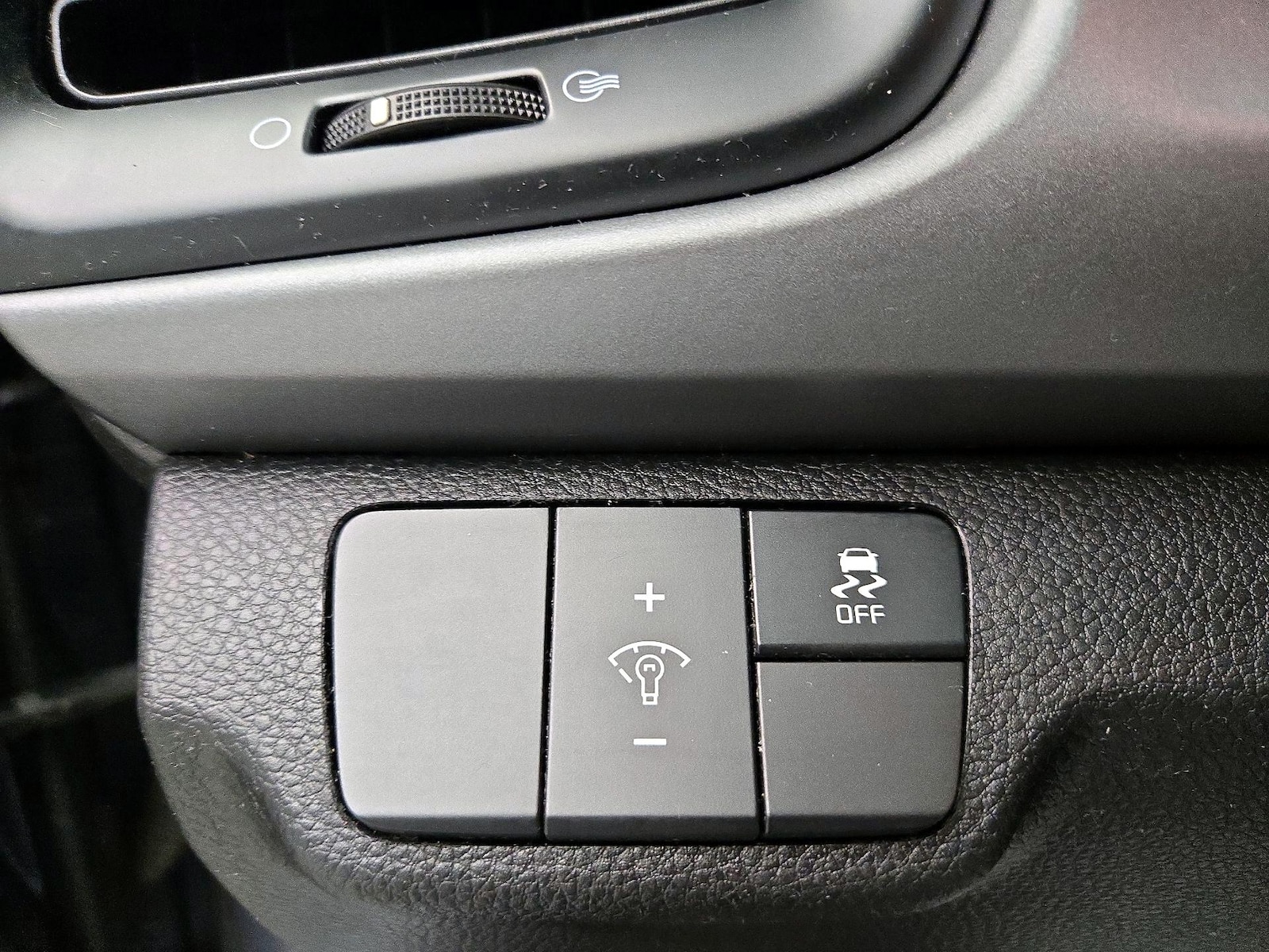 2020 Kia RIO S - Photo 14