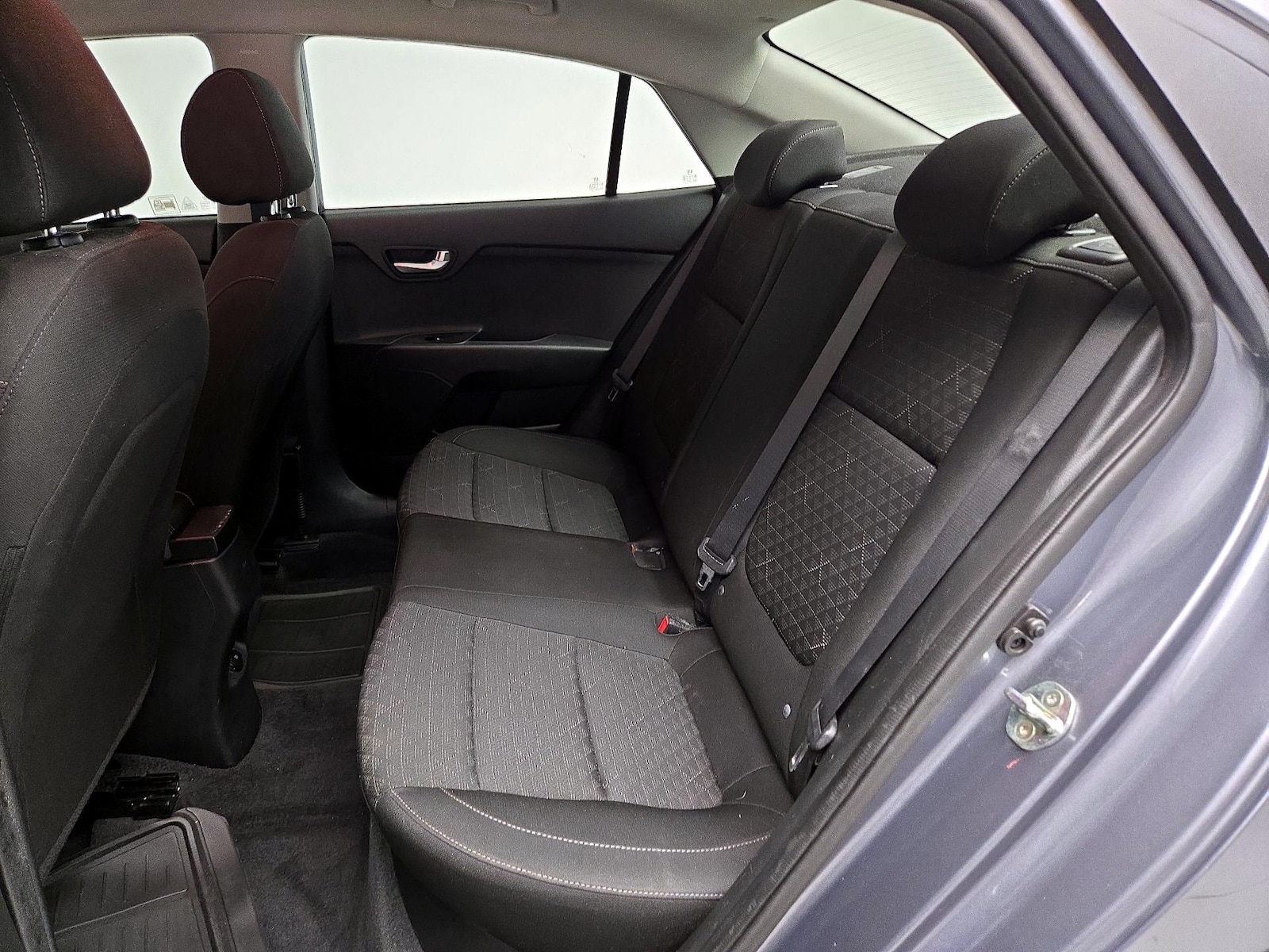 2020 Kia RIO S - Photo 20