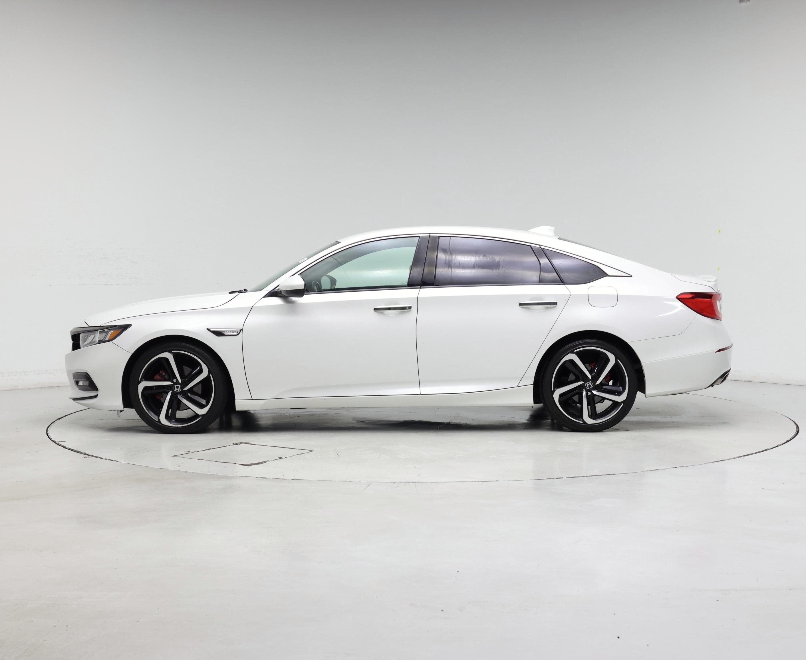 Thumbnail: 2018 Honda Accord - 3