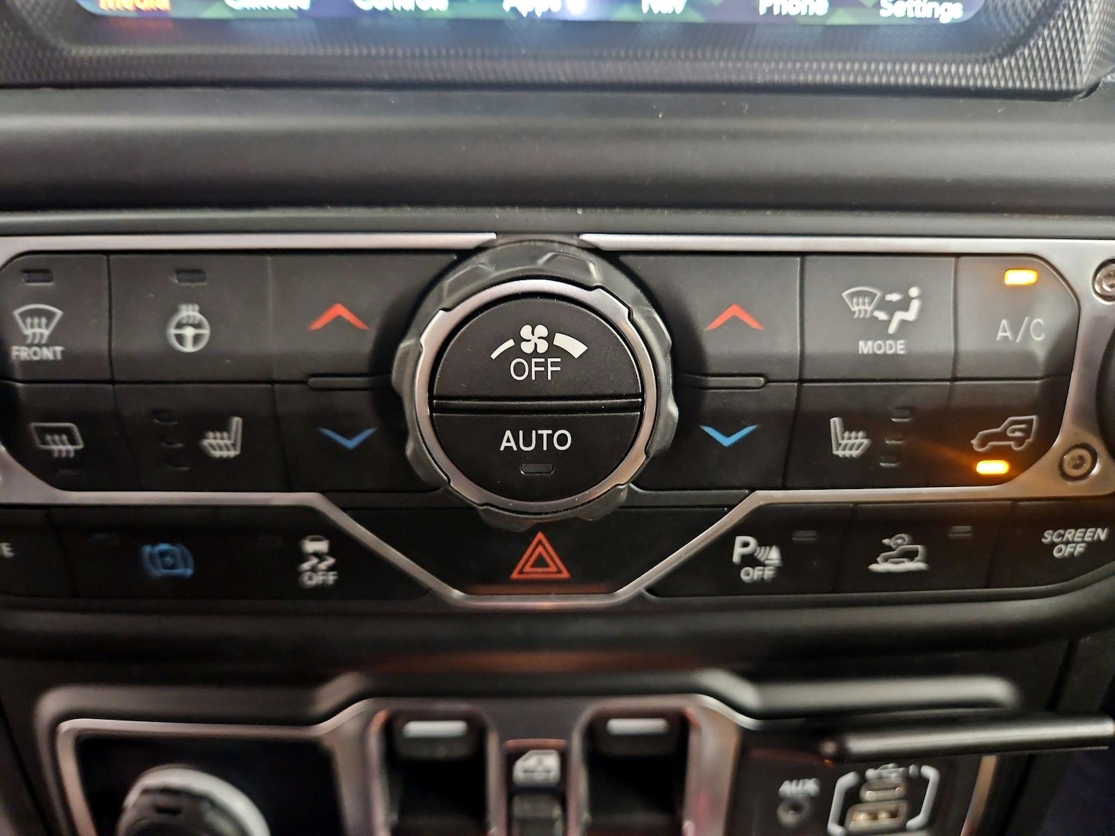 2021 Jeep Wrangler Unlimited Sahara 4XE - Photo 18