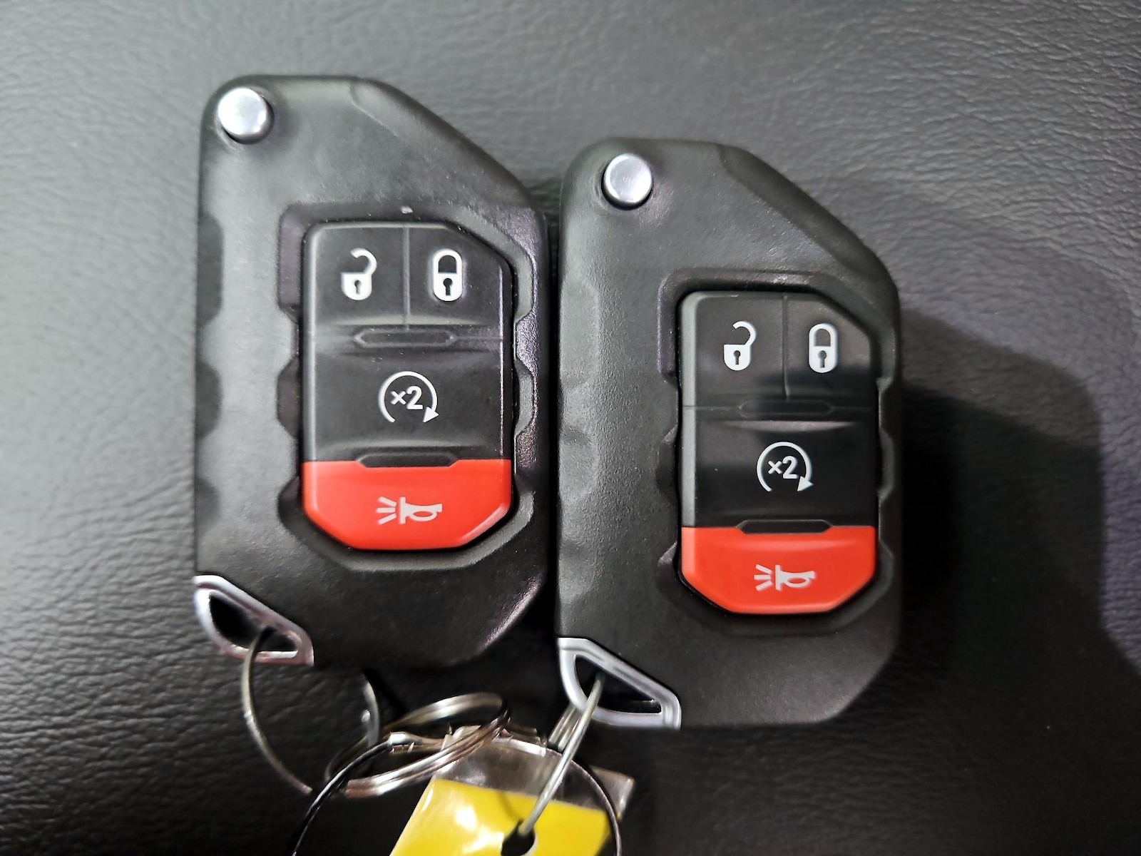 2021 Jeep Wrangler Unlimited Sahara 4XE - Photo 24