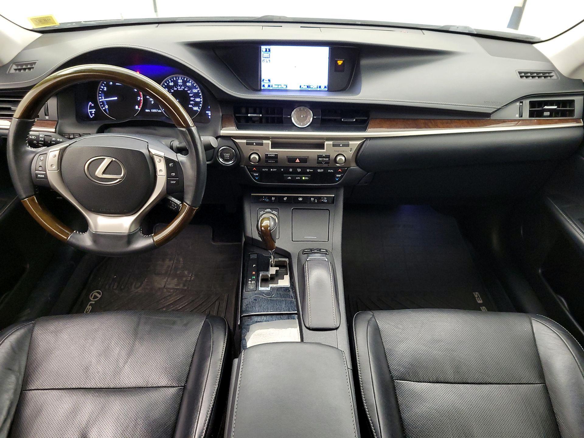 Thumbnail: 2014 Lexus ES - 9