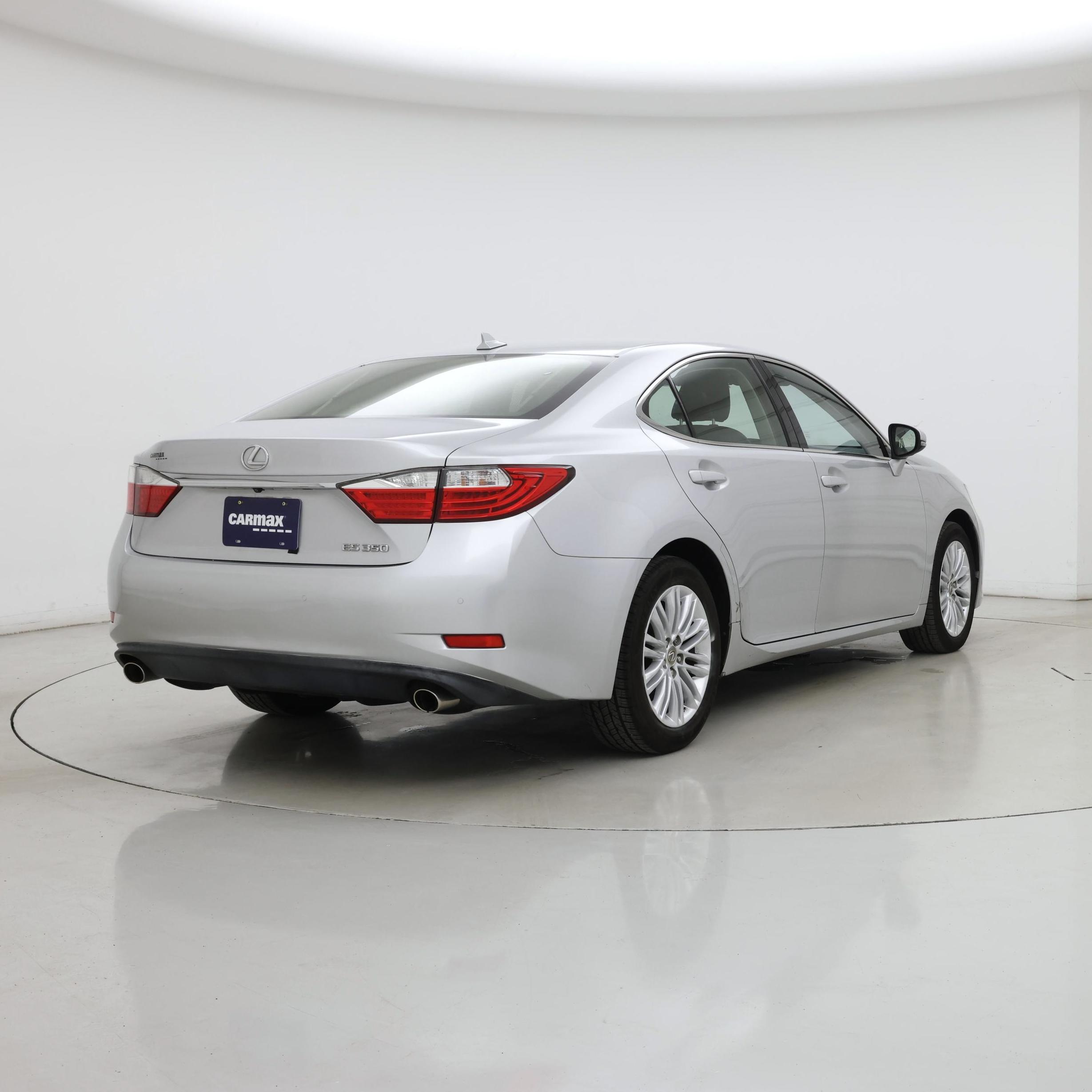 Thumbnail: 2014 Lexus ES - 8