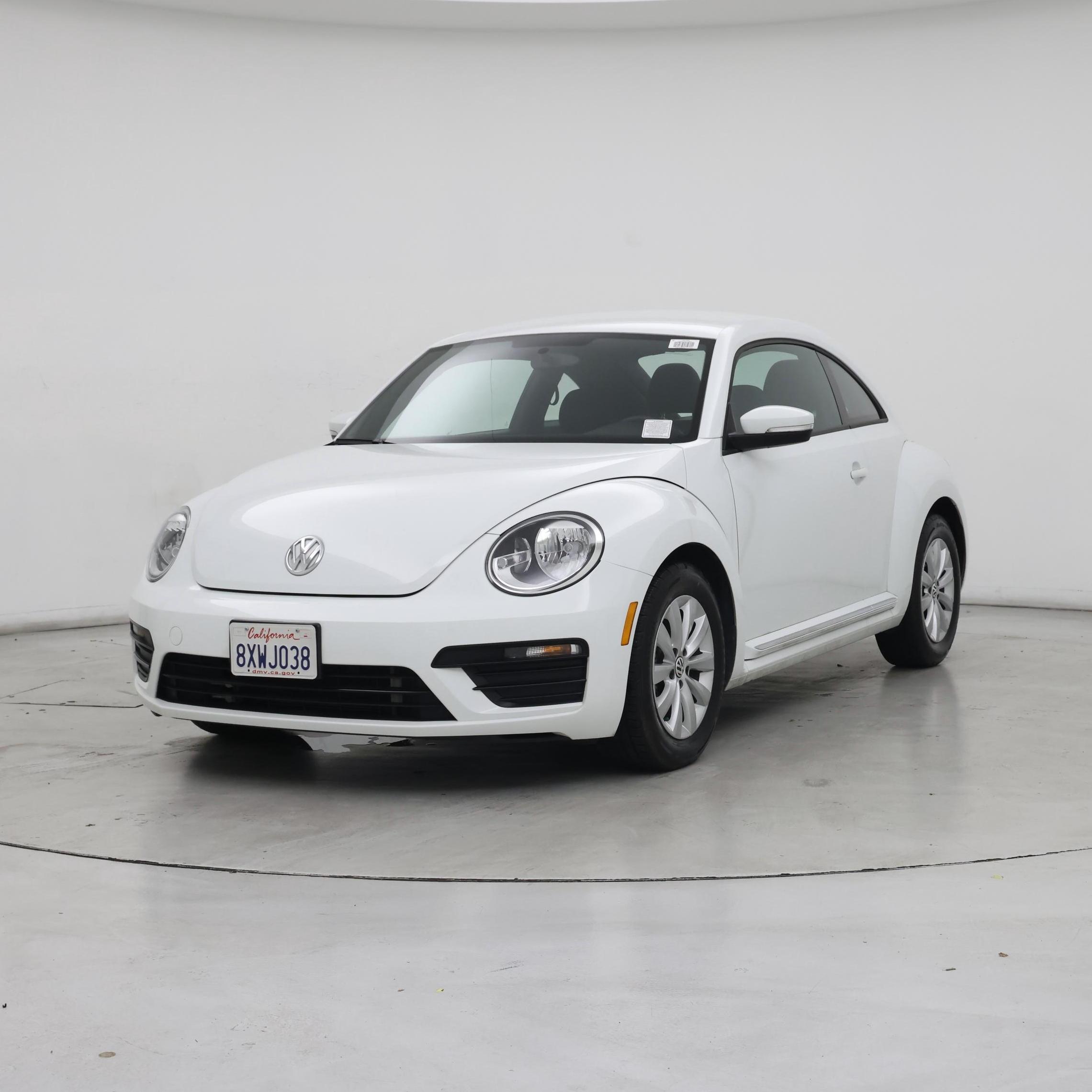 Thumbnail: 2019 Volkswagen Beetle - 4