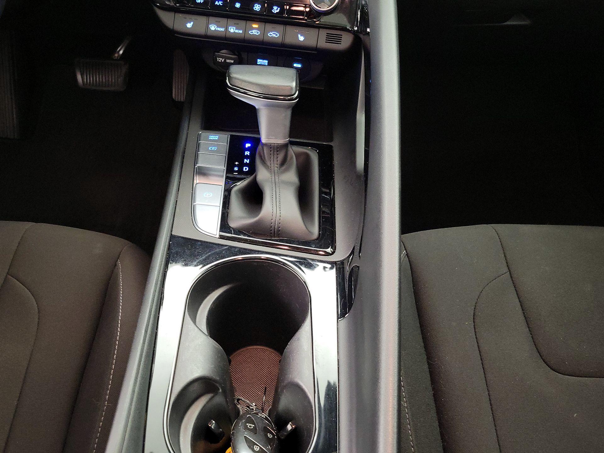 Thumbnail: 2024 Hyundai Elantra - 18