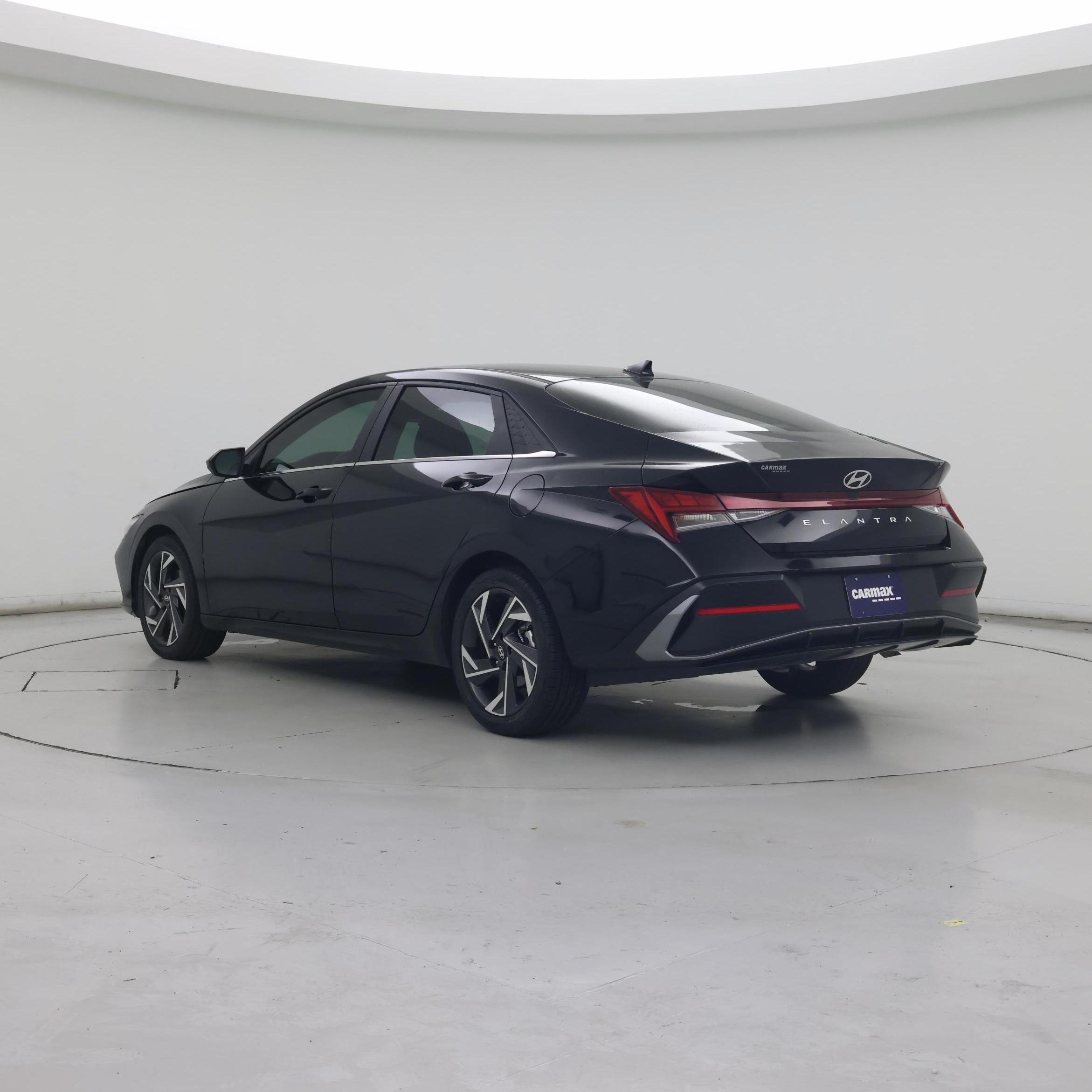 Thumbnail: 2024 Hyundai Elantra - 2