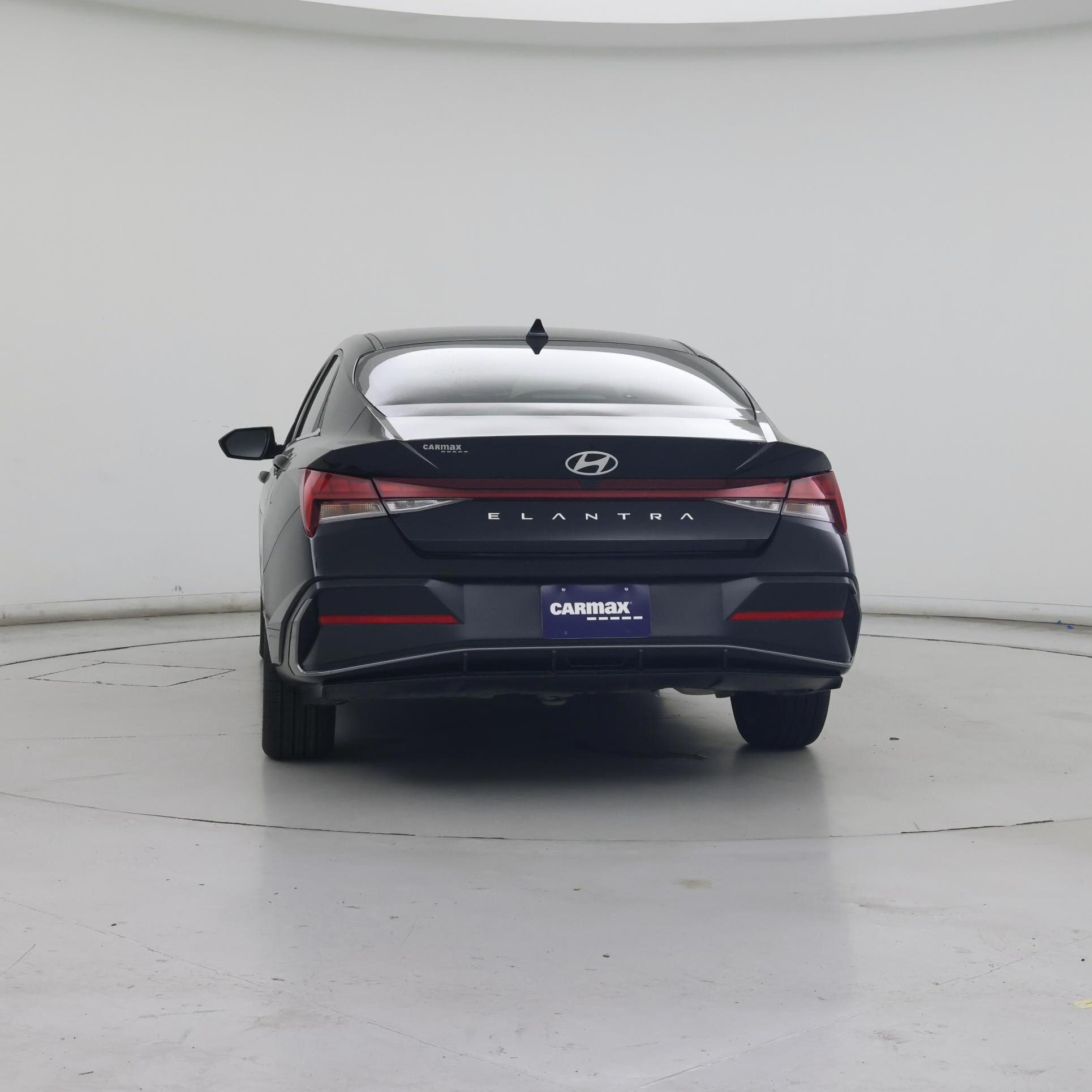 Thumbnail: 2024 Hyundai Elantra - 6