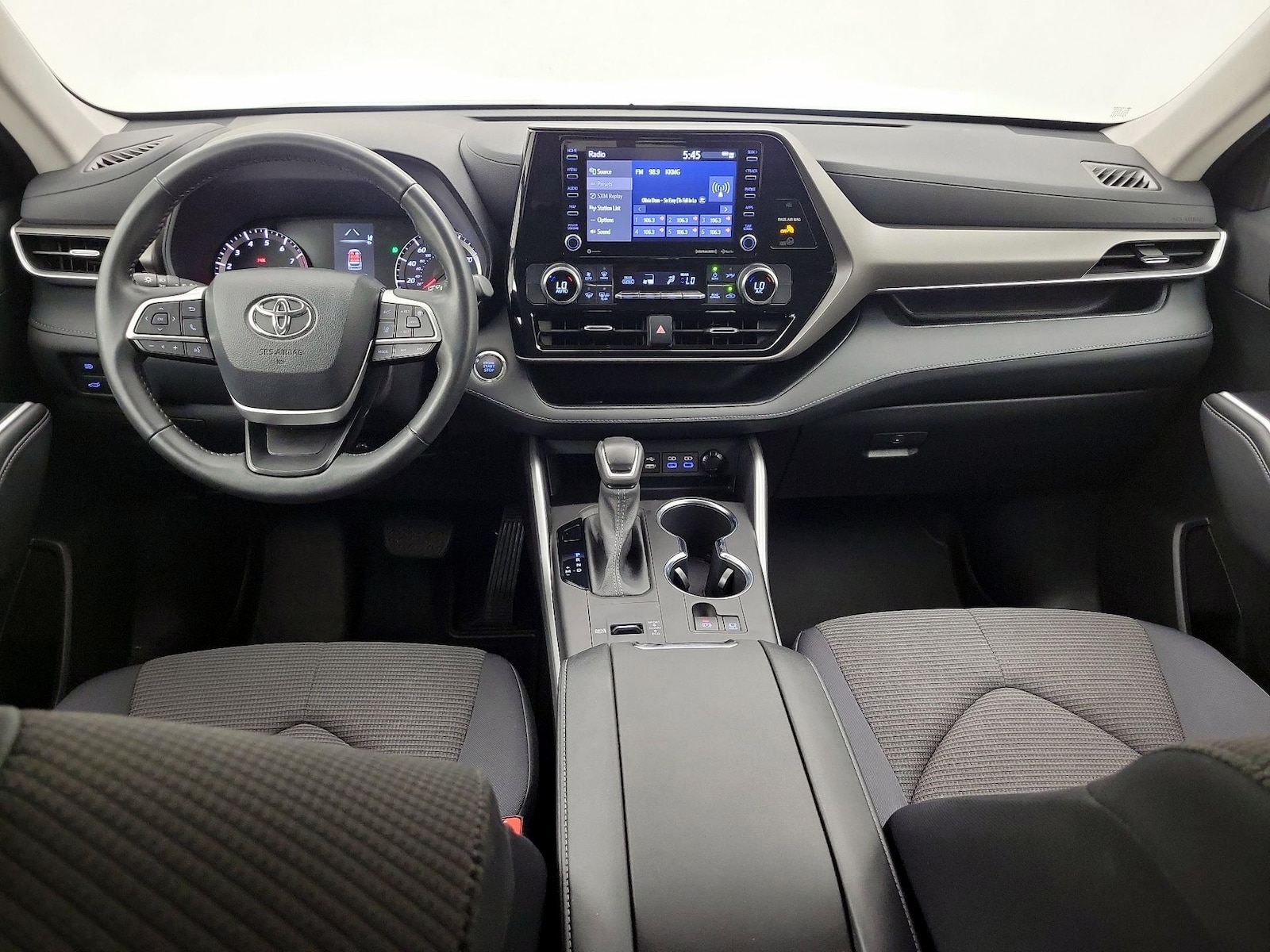 Apple CarPlay® & Android Auto™