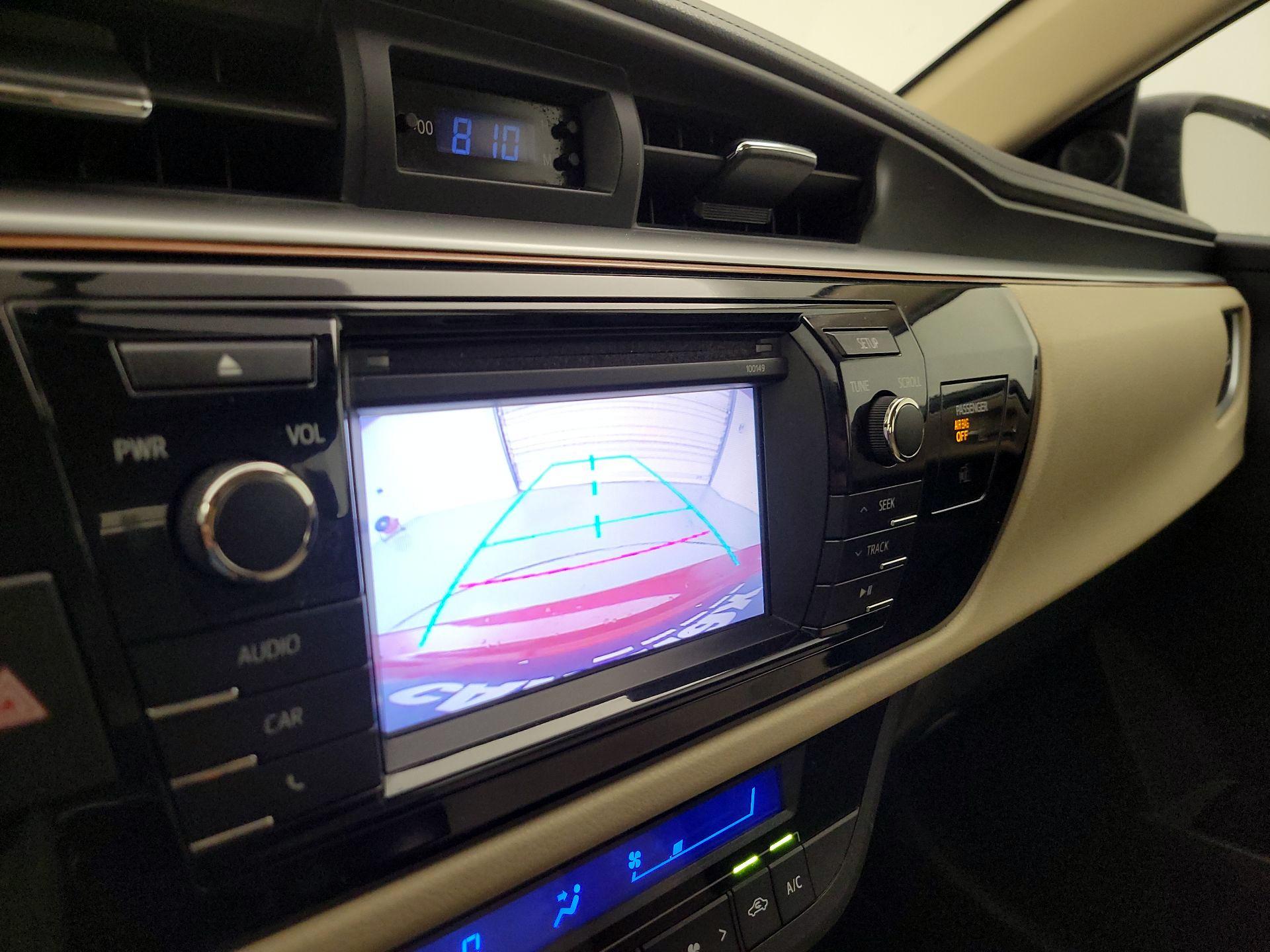 Thumbnail: 2015 Toyota Corolla - 14