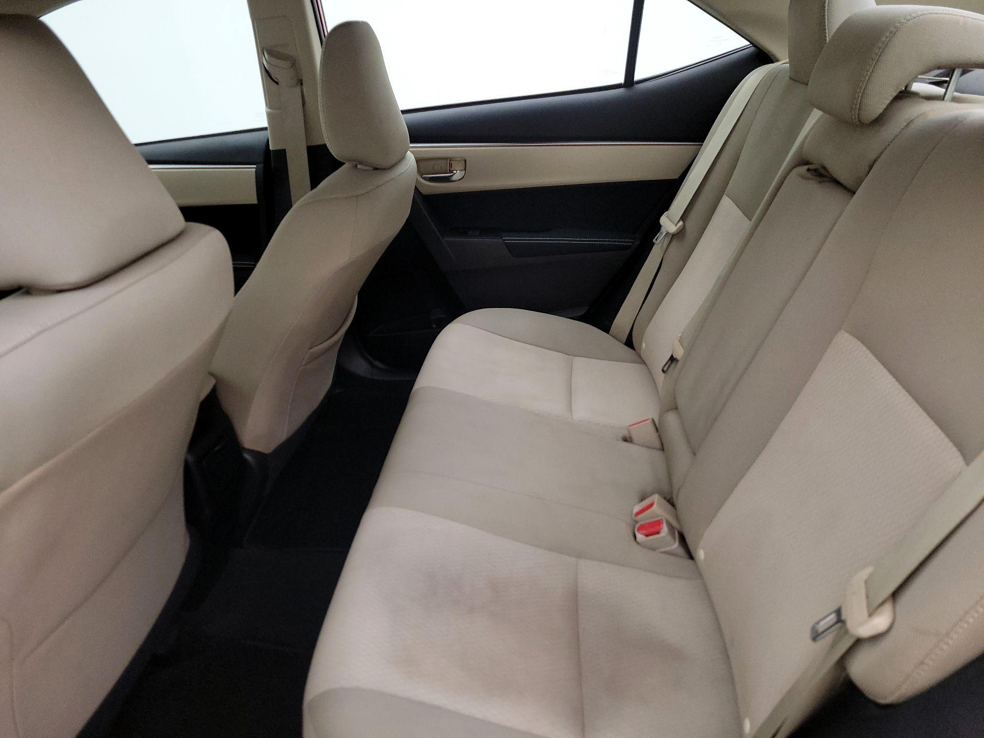 Thumbnail: 2015 Toyota Corolla - 19