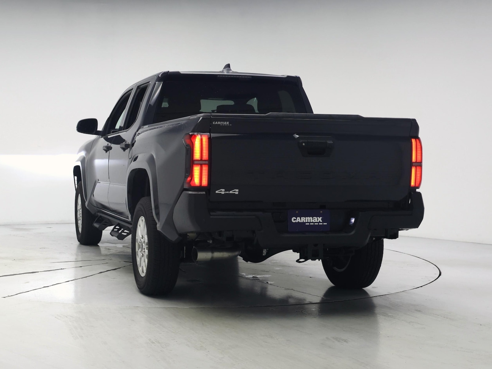 2024 Toyota Tacoma SR - Photo 7