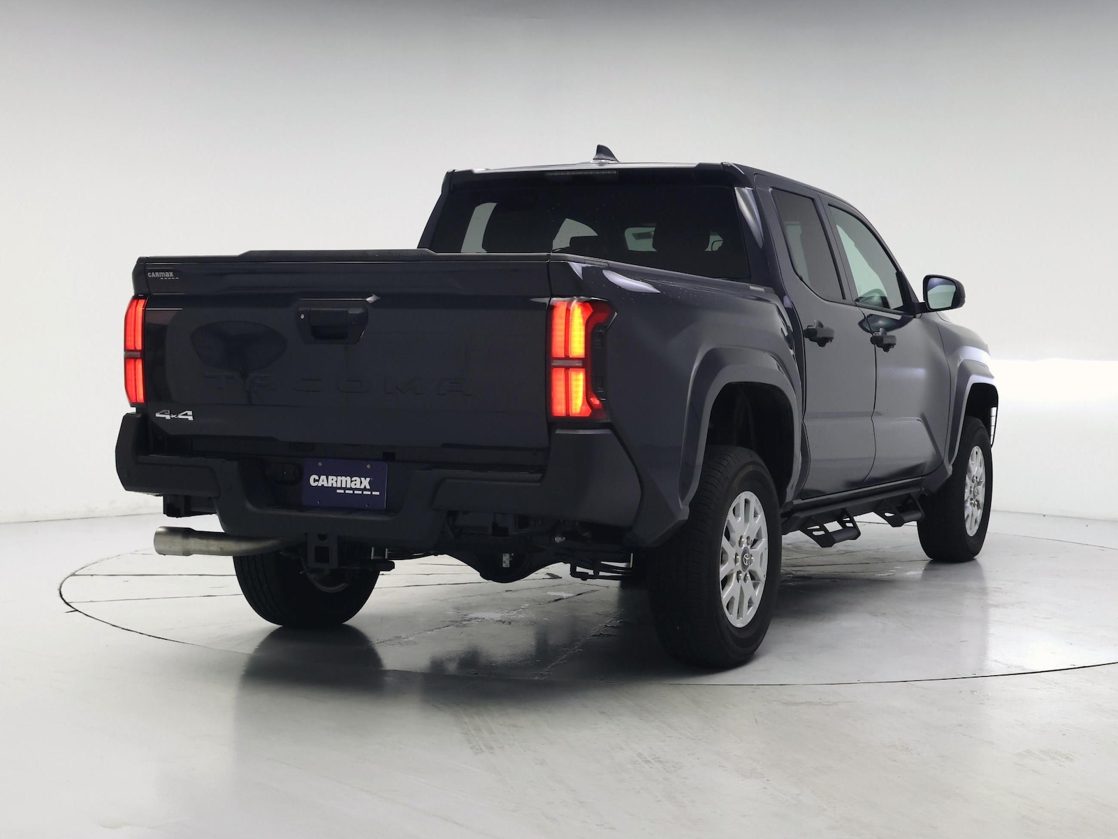 2024 Toyota Tacoma SR - Photo 9