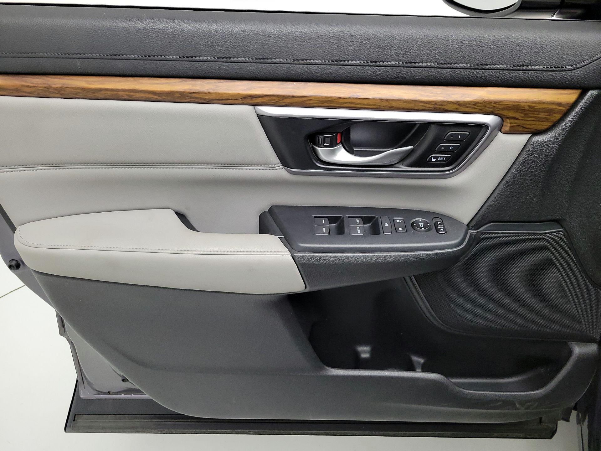Thumbnail: 2017 Honda CR-V - 12