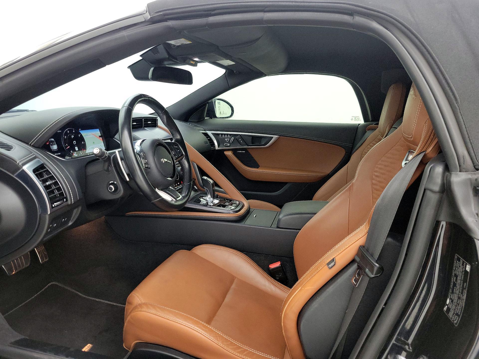 Thumbnail: 2021 Jaguar F-Type - 11