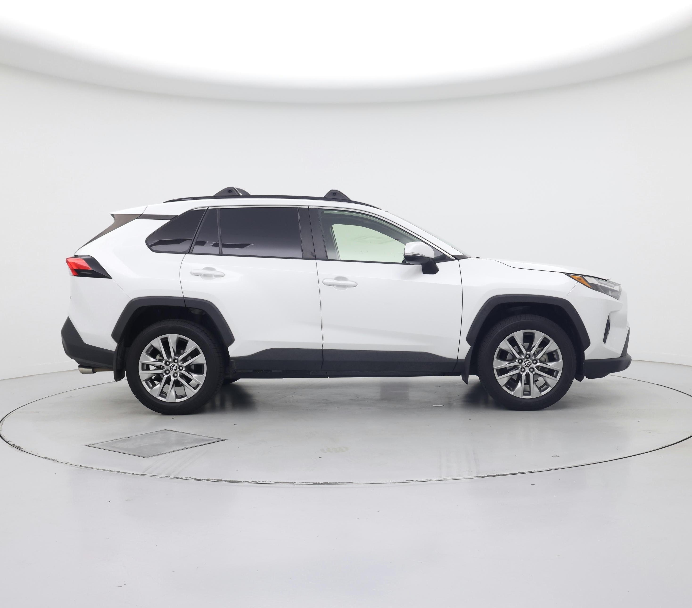 Thumbnail: 2023 Toyota RAV4 - 7