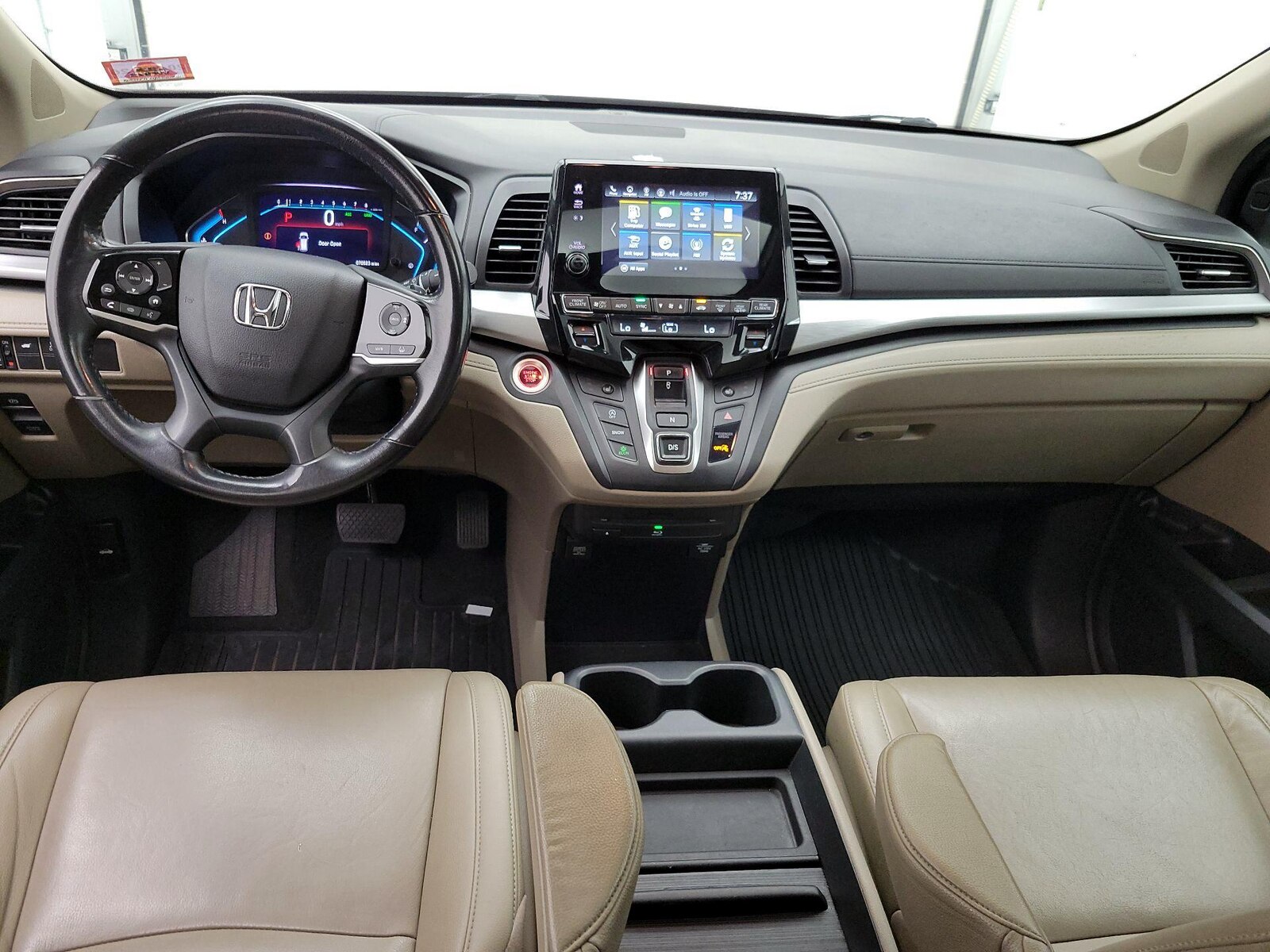 Apple CarPlay® & Android Auto™