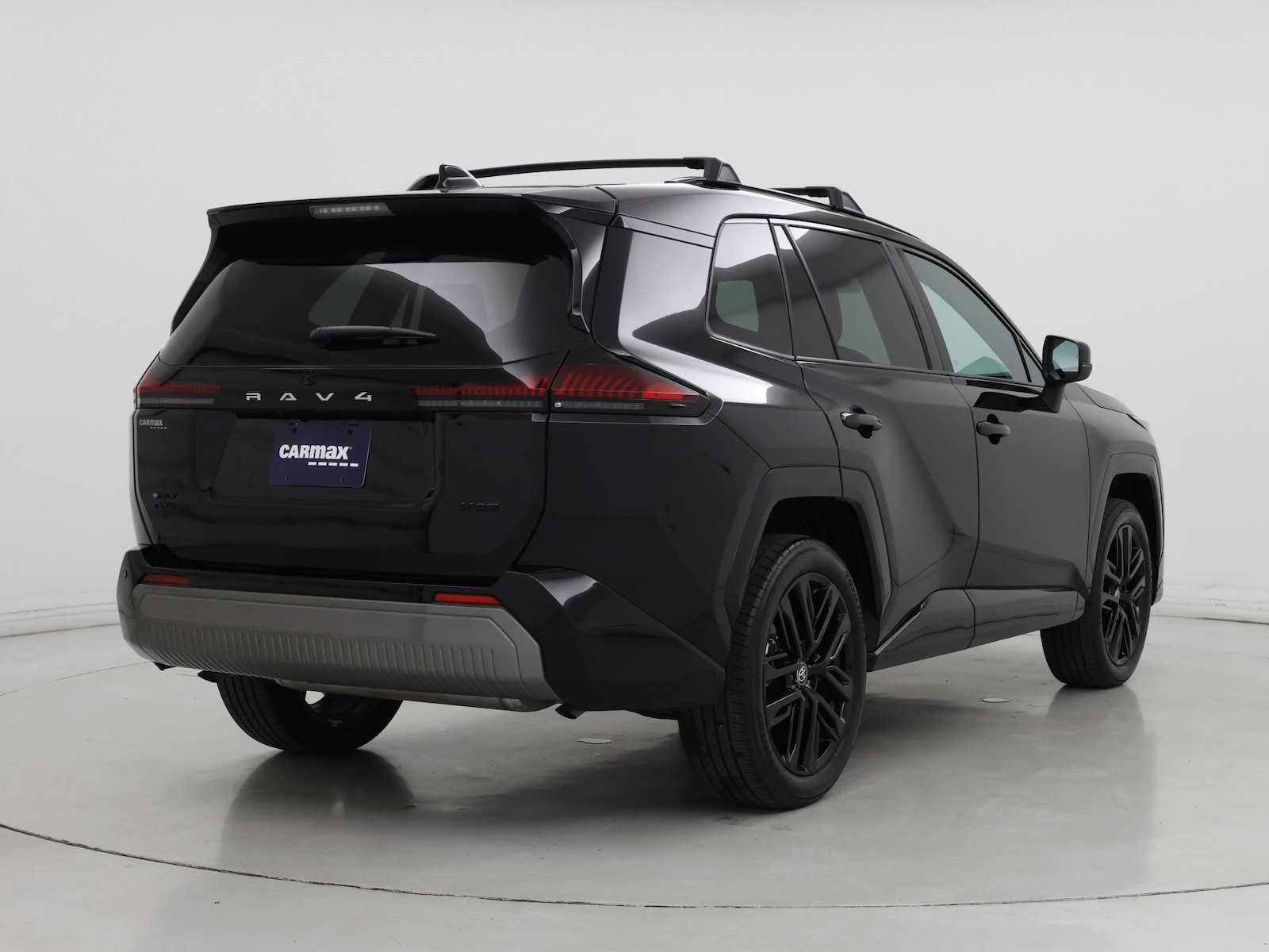 2026 Toyota RAV4 XSE - Photo 9