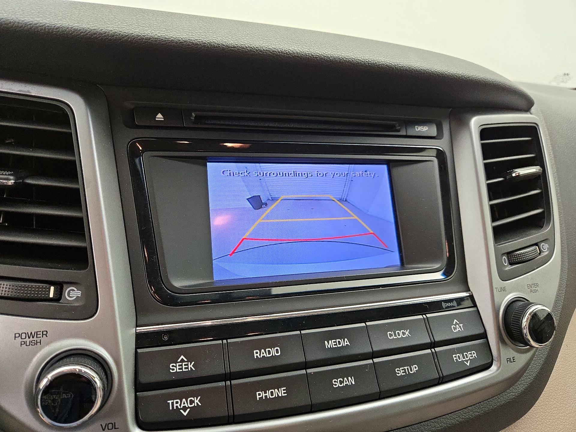 Thumbnail: 2016 Hyundai Tucson - 14