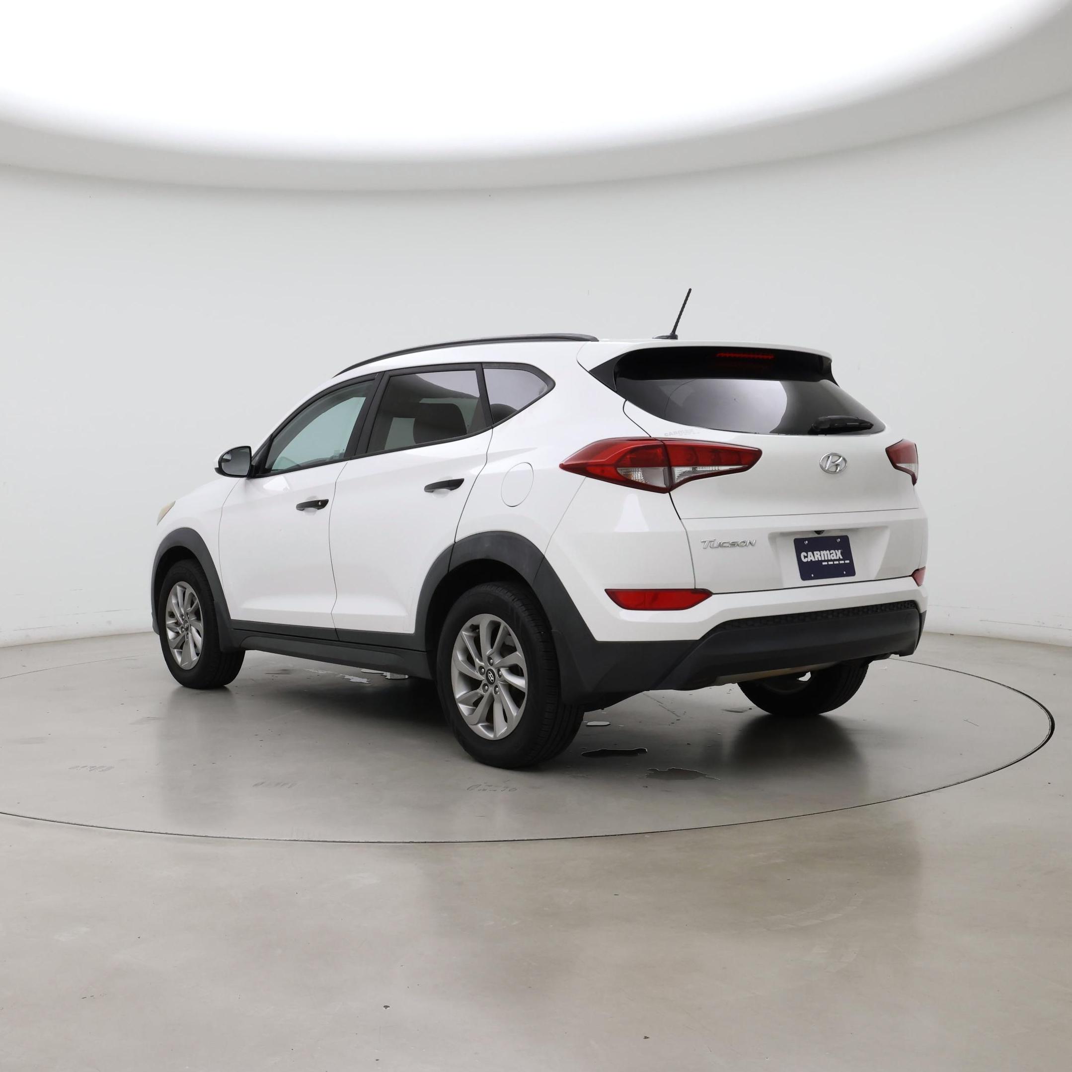 Thumbnail: 2016 Hyundai Tucson - 2