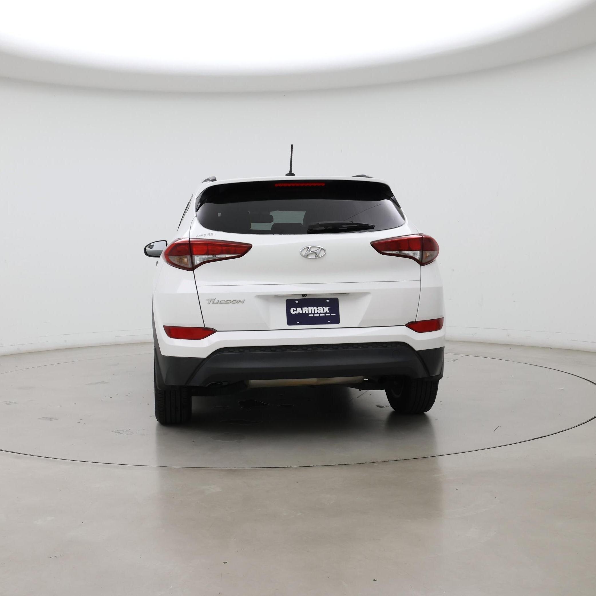 Thumbnail: 2016 Hyundai Tucson - 6