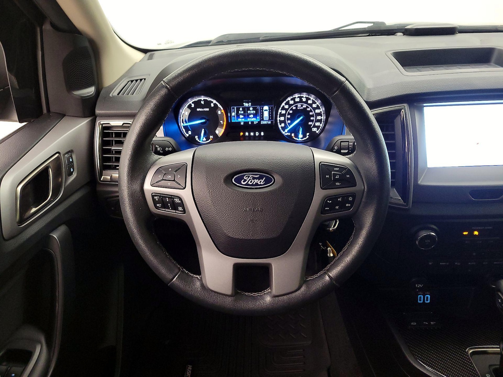 2023 Ford Ranger XLT - Photo 11
