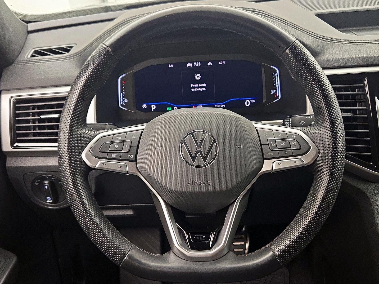 2021 Volkswagen Atlas Cross Sport SEL Premium R-Line - Photo 11